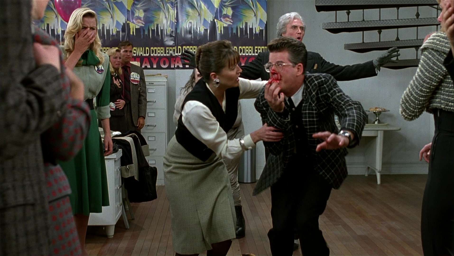 Batman Returns (1992), wide, 1.77:1 — film still