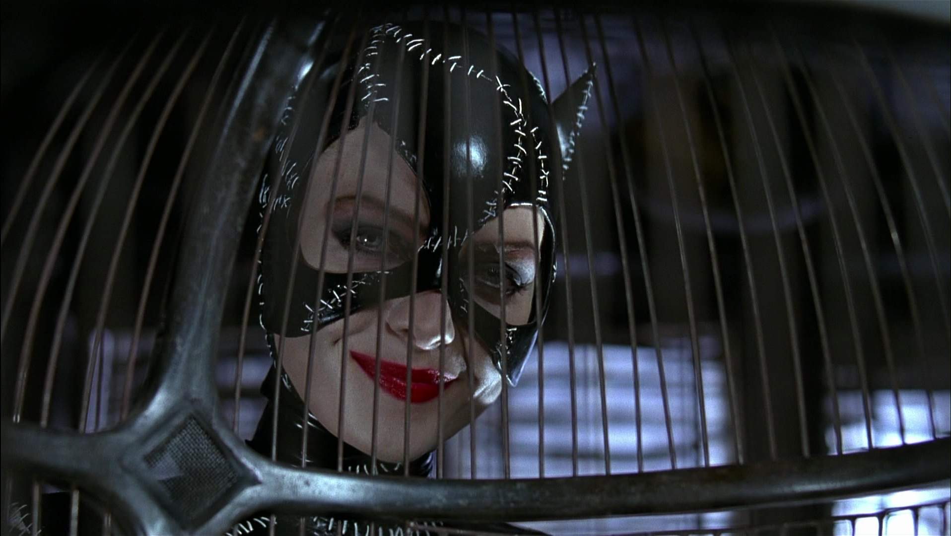 Batman Returns (1992), wide, 1.77:1 — film still