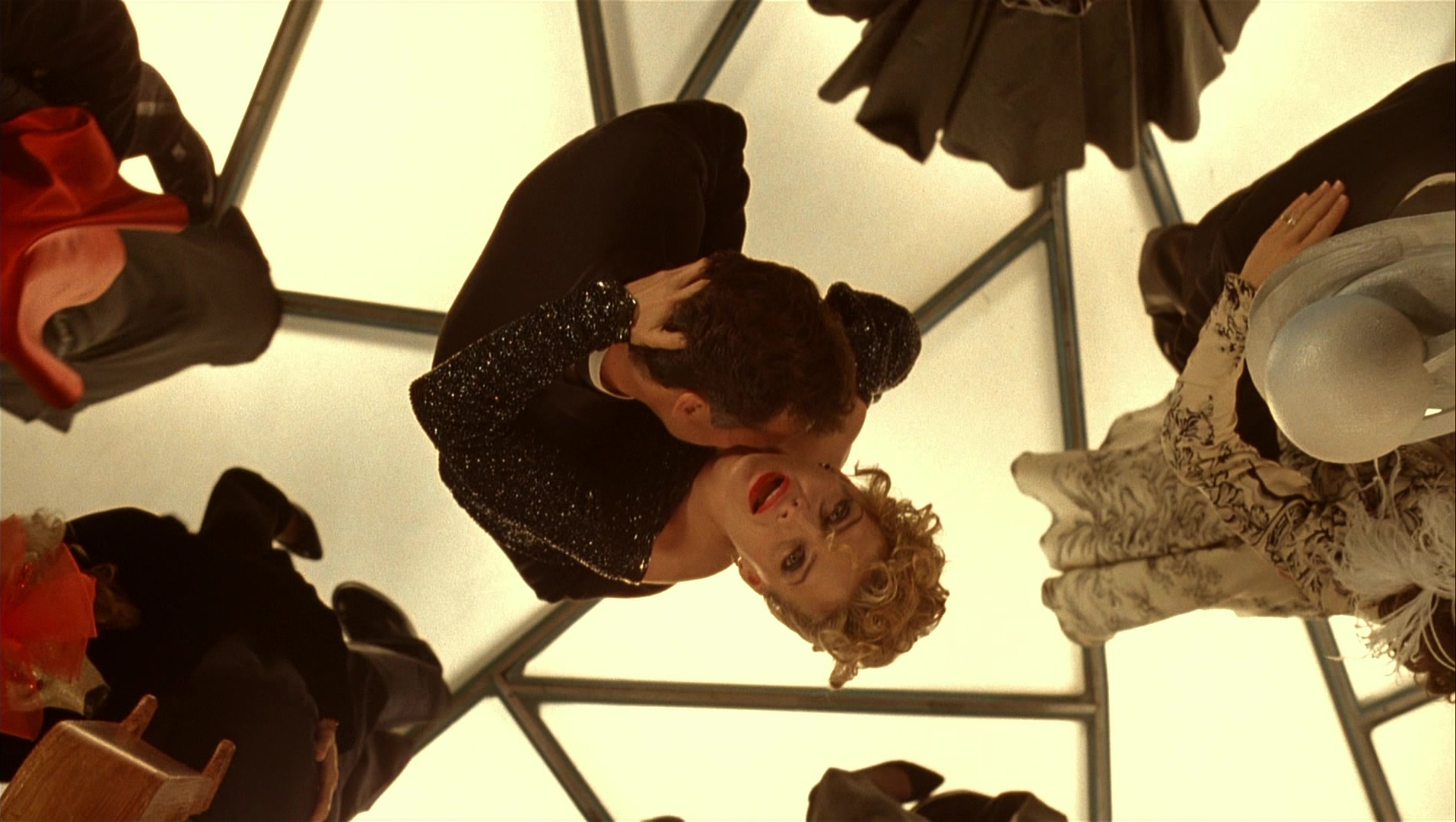 Batman Returns (1992), unknown, 1.77:1 — film still