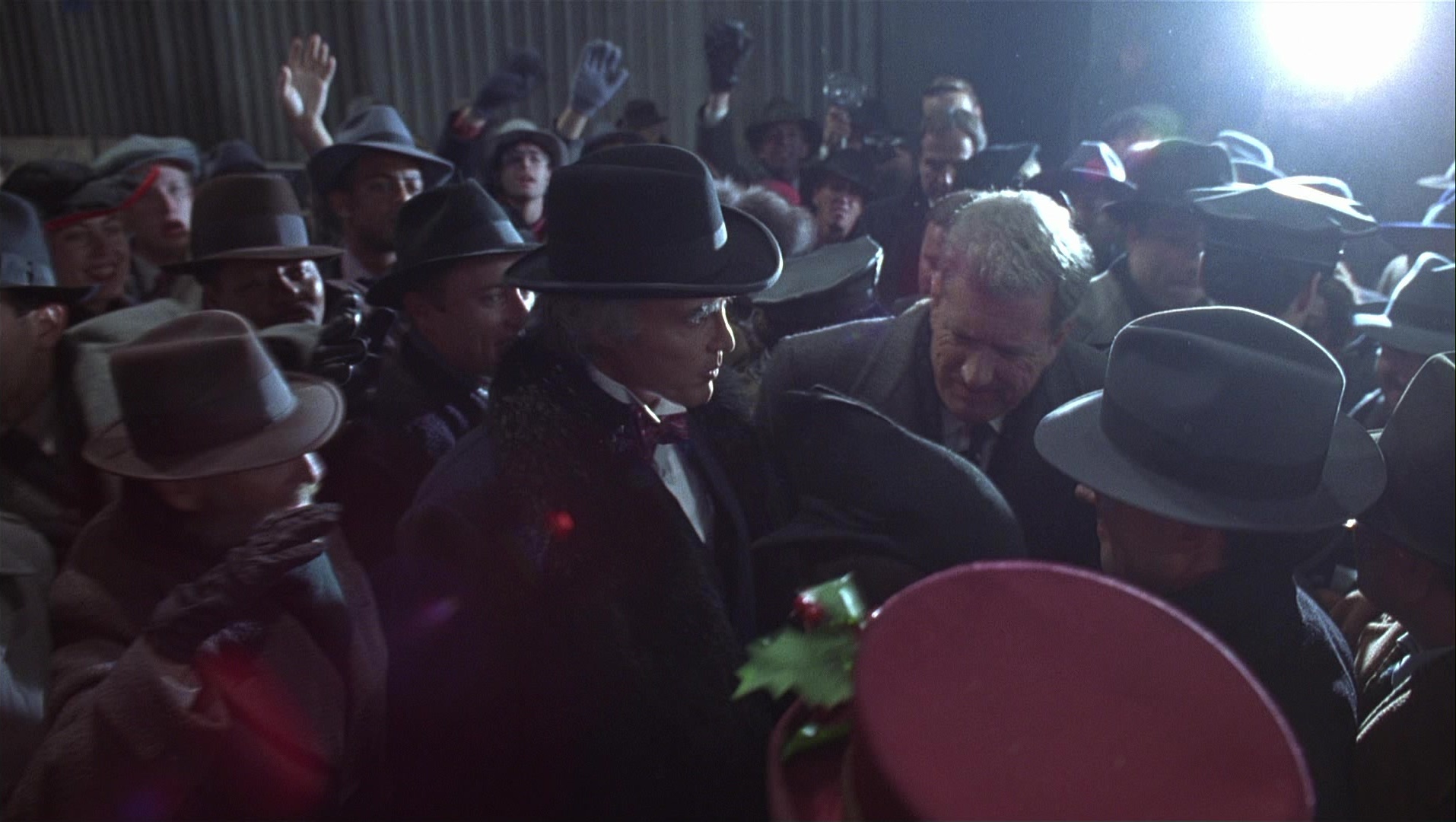 Batman Returns (1992), wide, 1.77:1 — film still