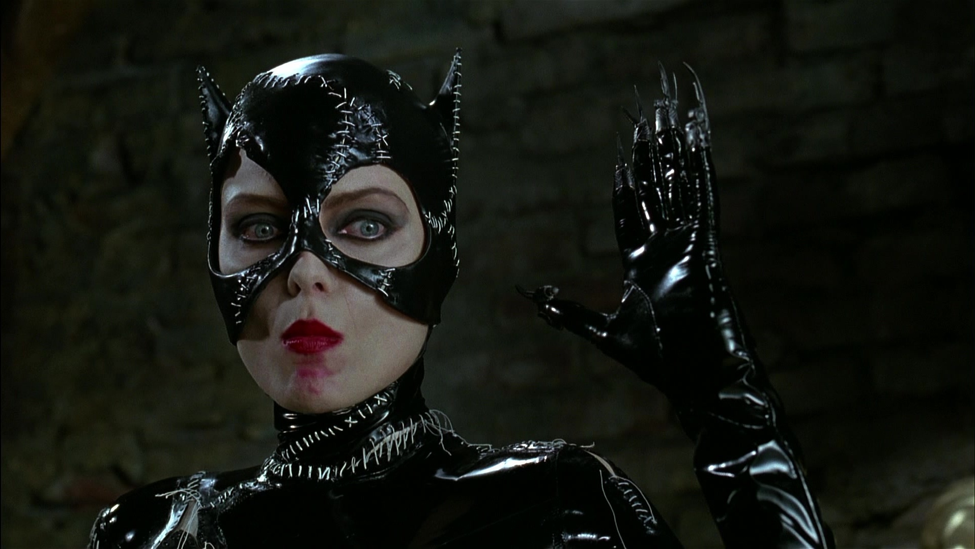 Batman Returns (1992), wide, 1.77:1 — film still