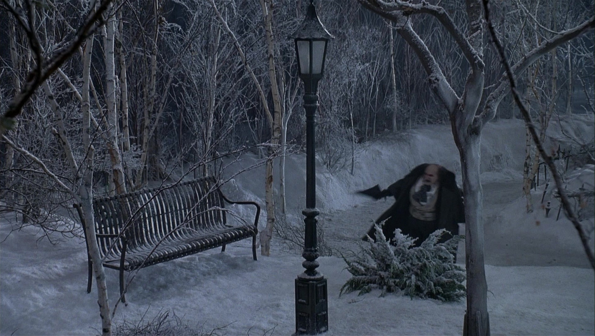 Batman Returns (1992), wide, 1.77:1 — film still