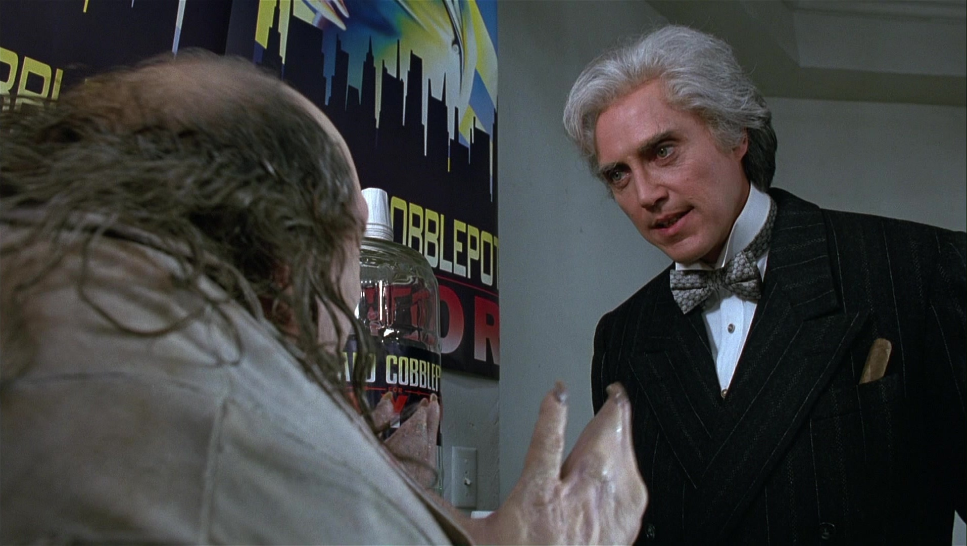 Batman Returns (1992), unknown, 1.77:1 — film still
