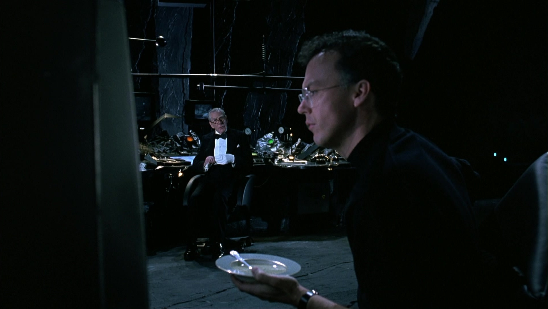 Batman Returns (1992), wide, 1.77:1 — film still
