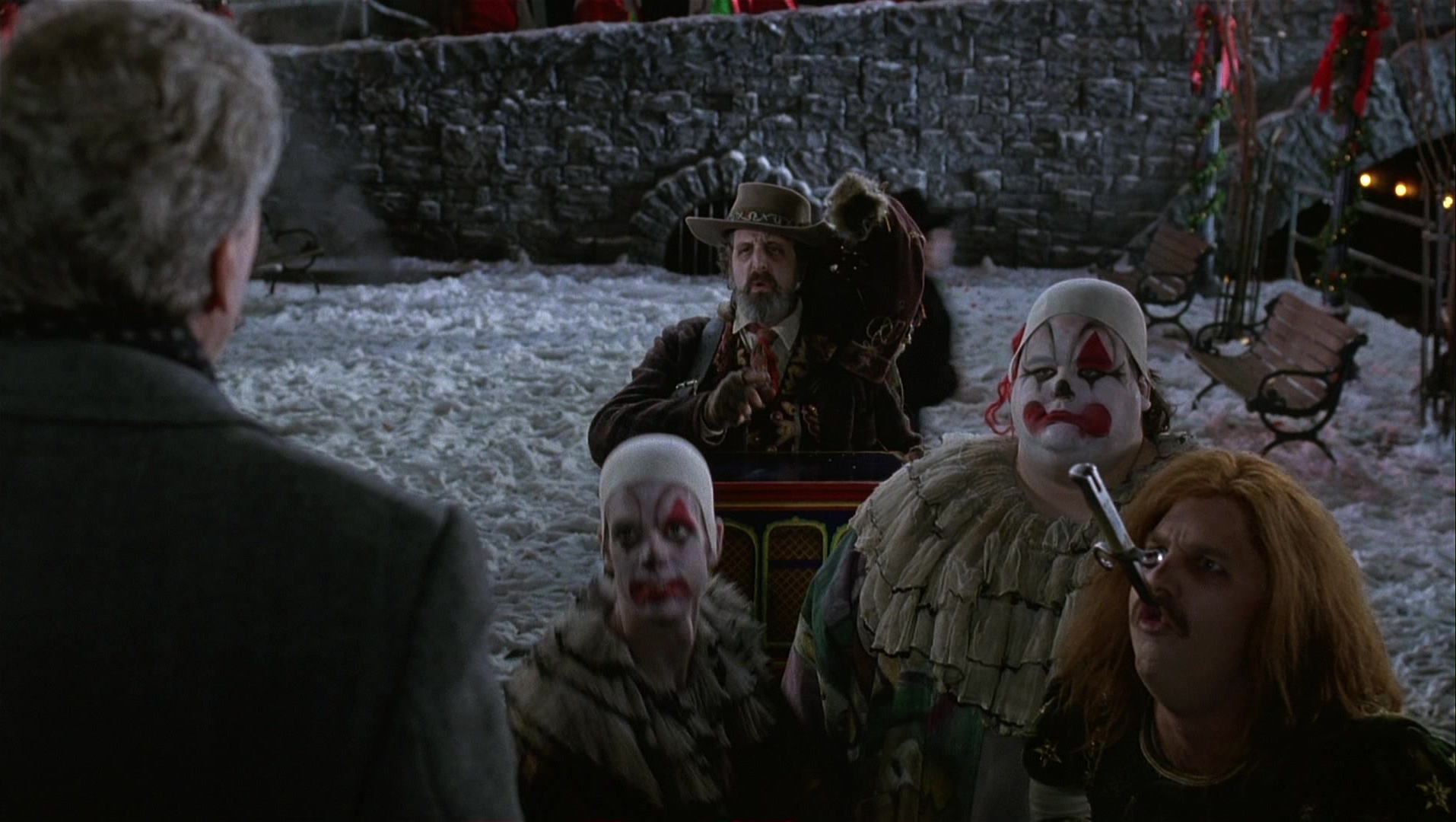 Batman Returns (1992), wide, 1.77:1 — film still