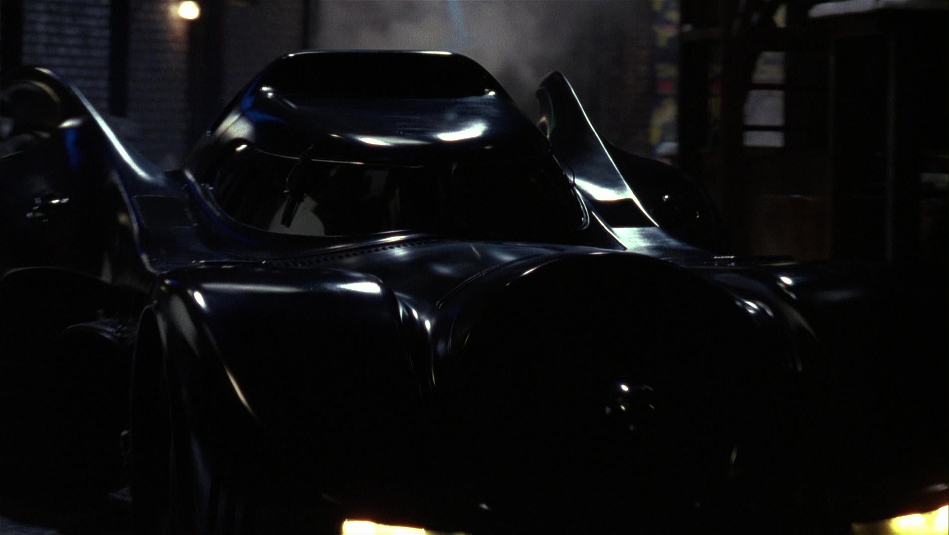 Batman Returns (1992), wide, 1.77:1 — film still