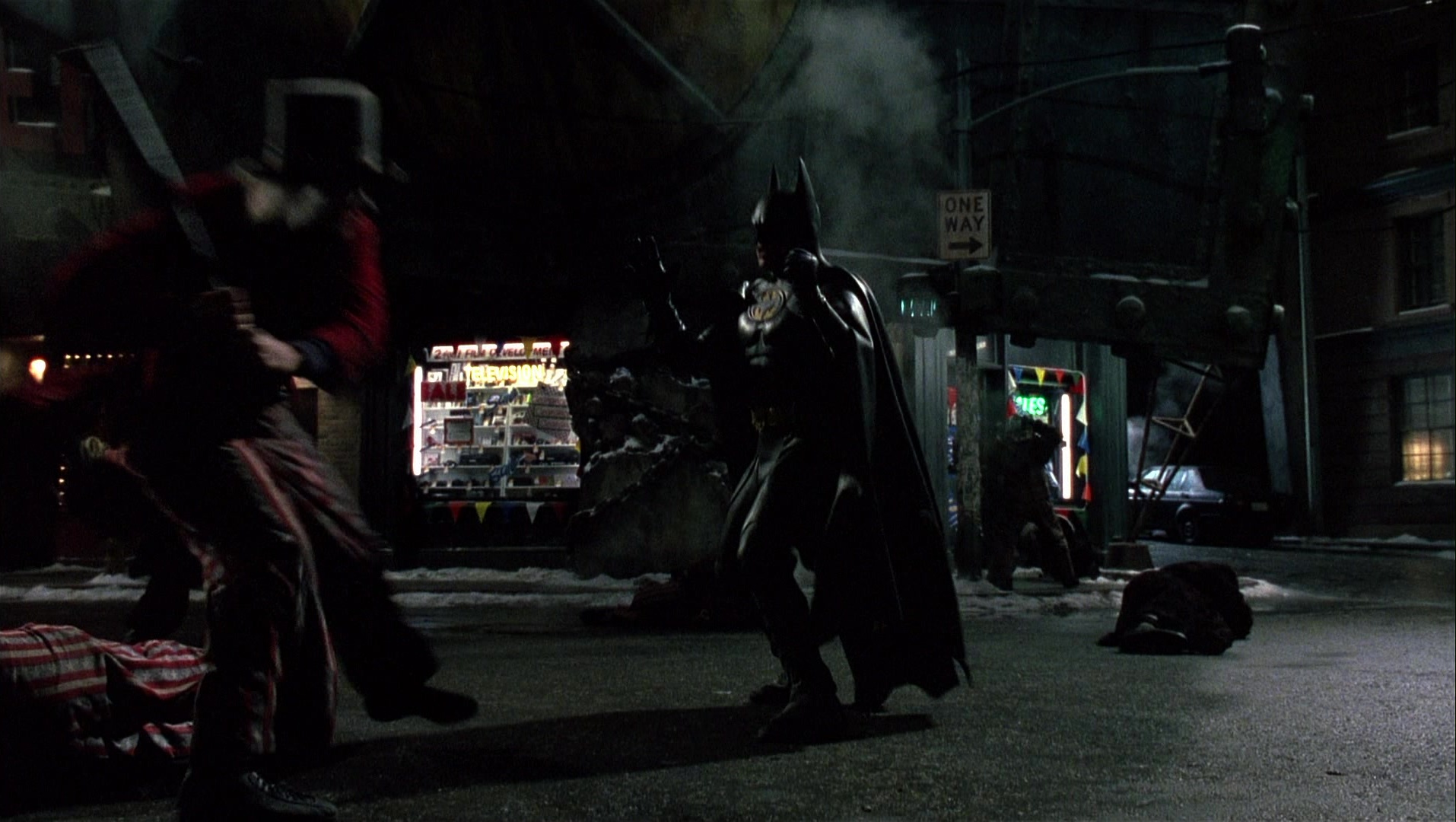 Batman Returns (1992), wide, 1.77:1 — film still