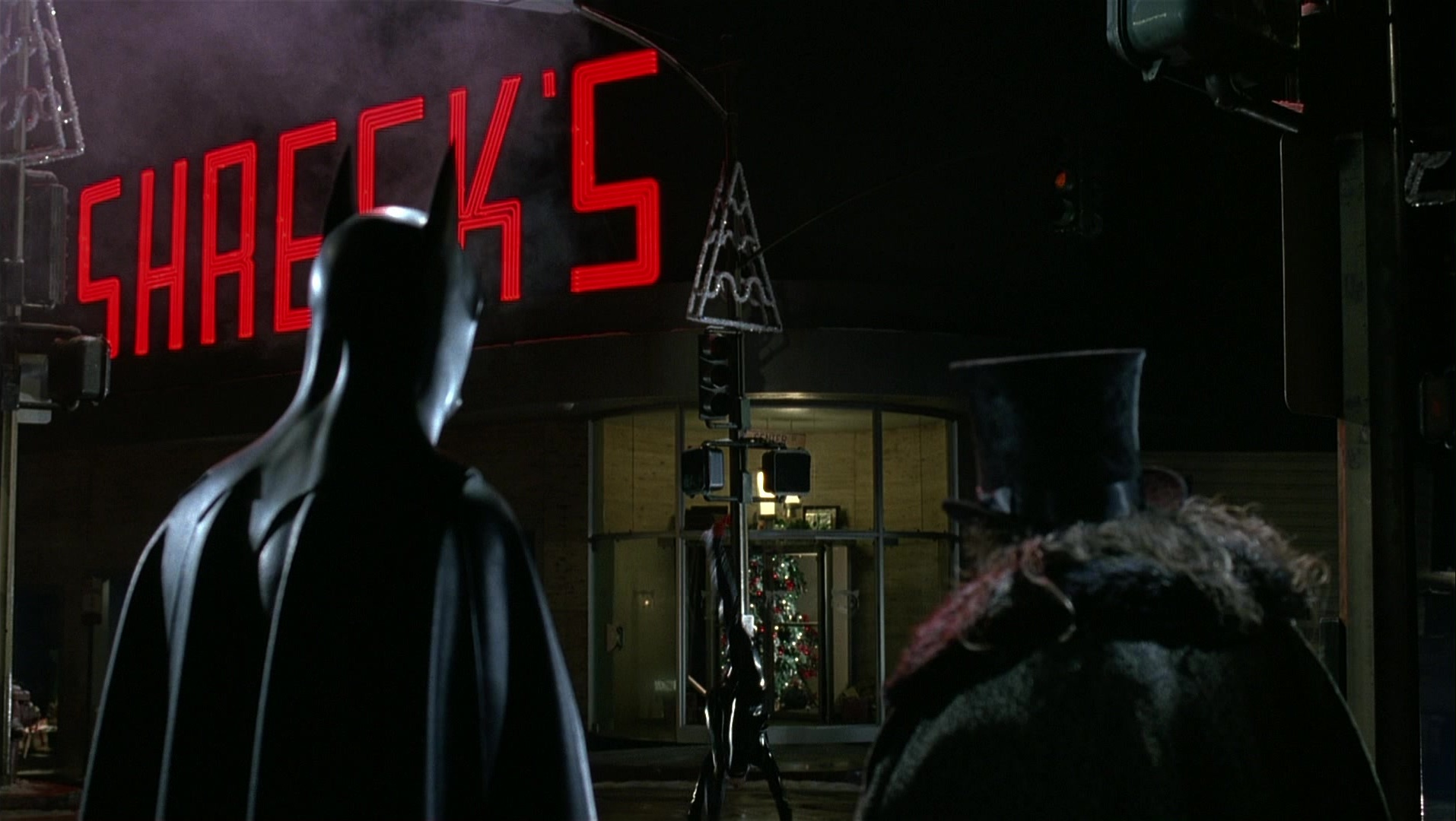 Batman Returns (1992), wide, 1.77:1 — film still