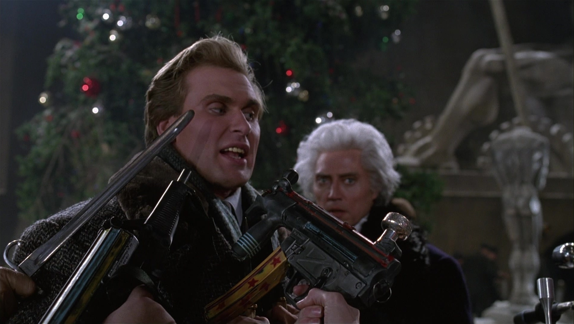 Batman Returns (1992), medium, 1.77:1 — film still