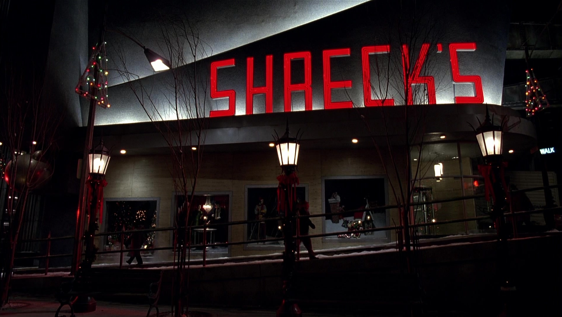 Batman Returns (1992), wide, 1.77:1 — film still