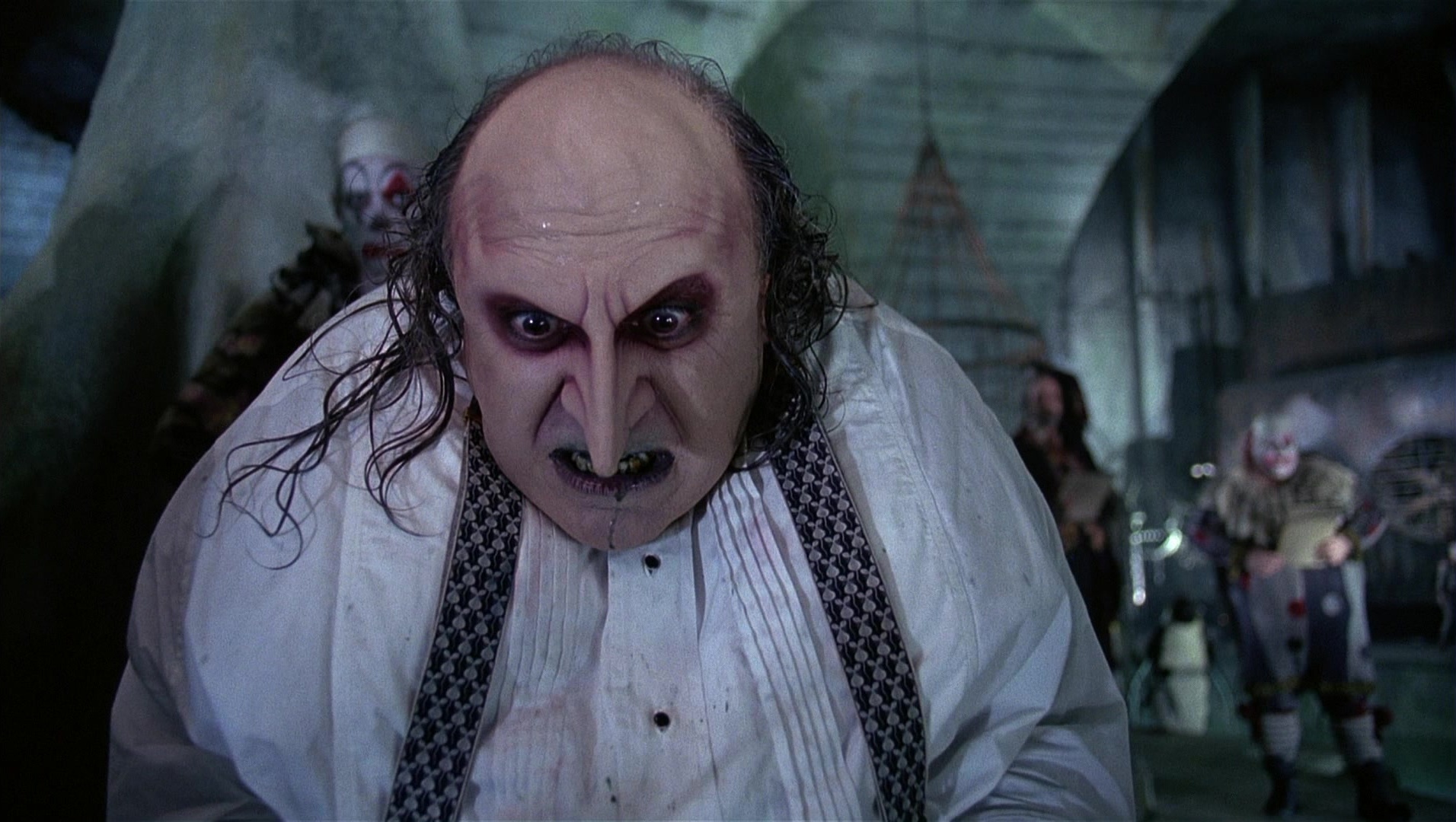 Batman Returns (1992), medium, 1.77:1 — film still