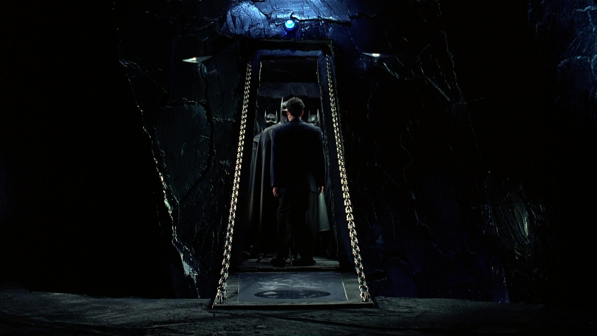 Batman Returns (1992), wide, 1.77:1 — film still