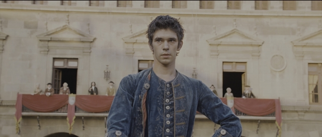 Wide shot frame from Perfume: The Story of a Murderer — sitting, standing, face