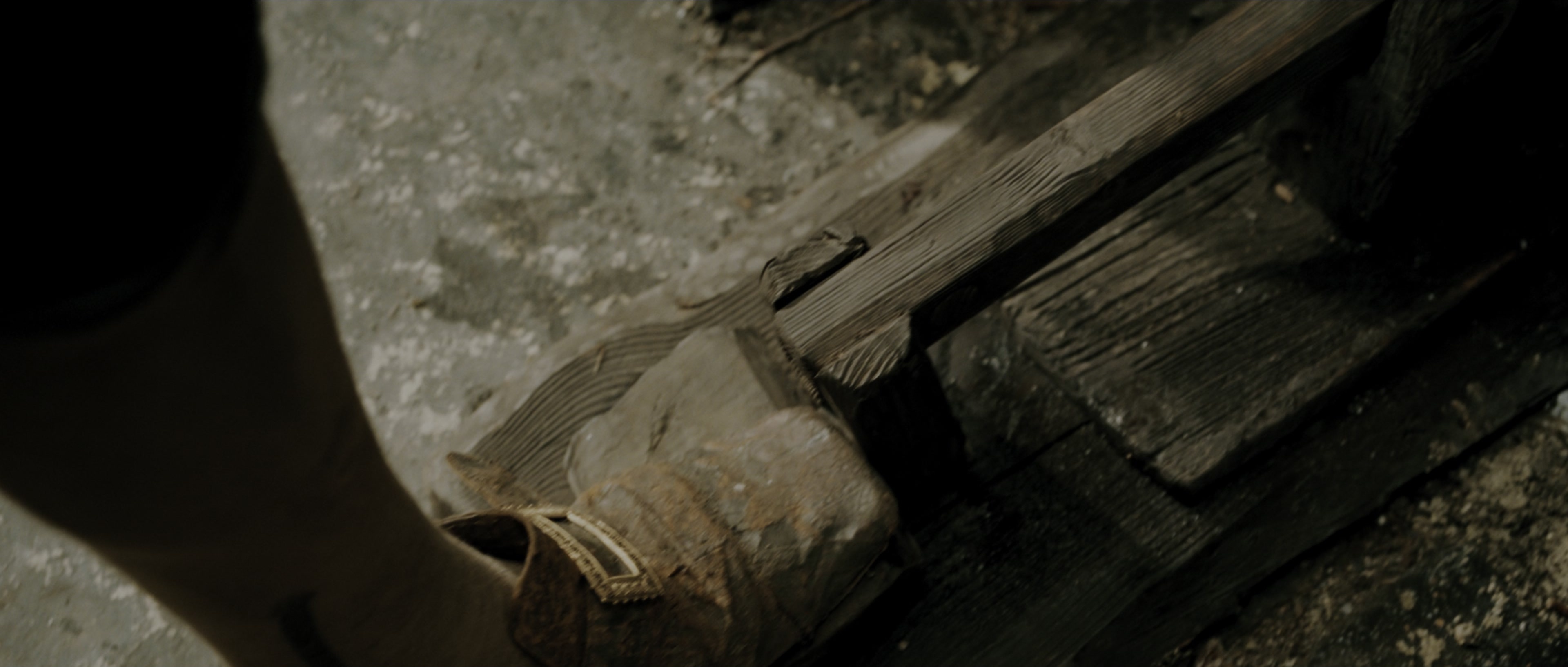 Perfume: The Story of a Murderer (2006), wide, 2.35:1 — film still