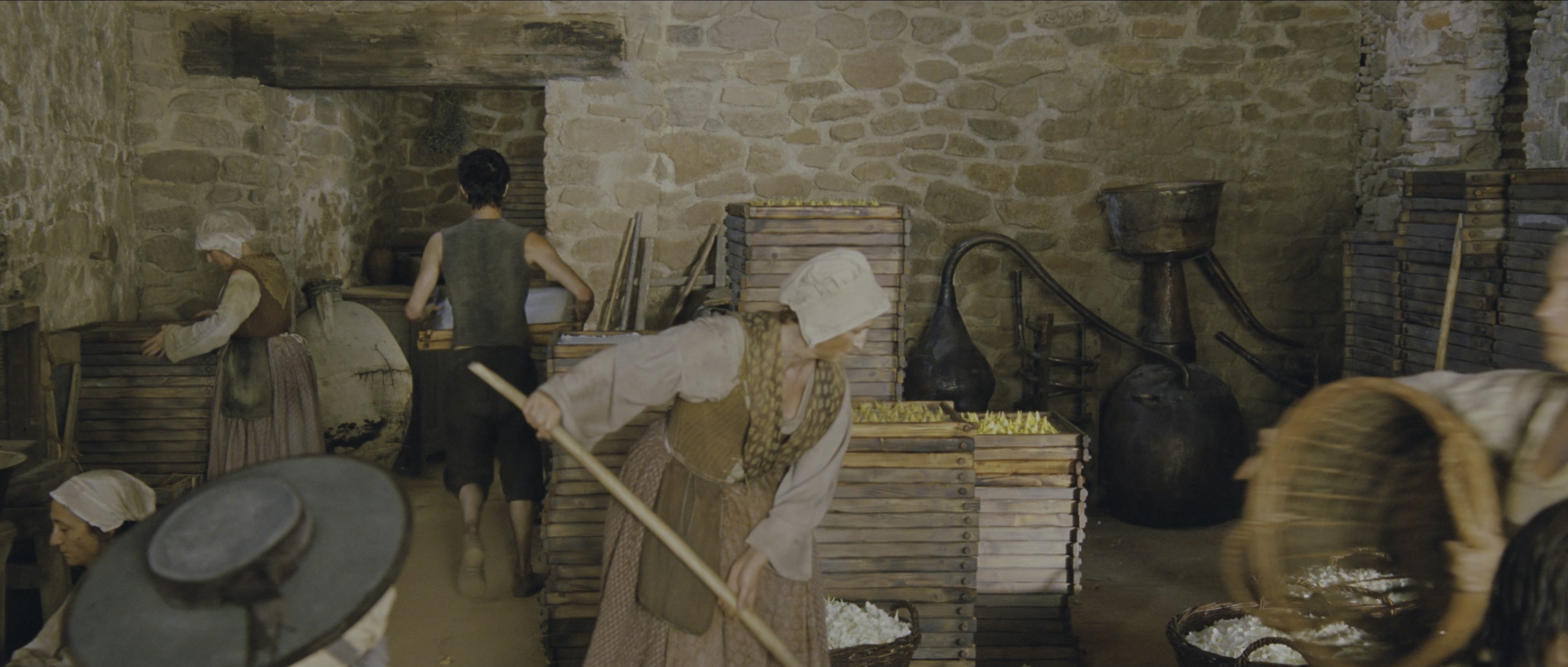 Perfume: The Story of a Murderer (2006), wide, 2.35:1 — film still