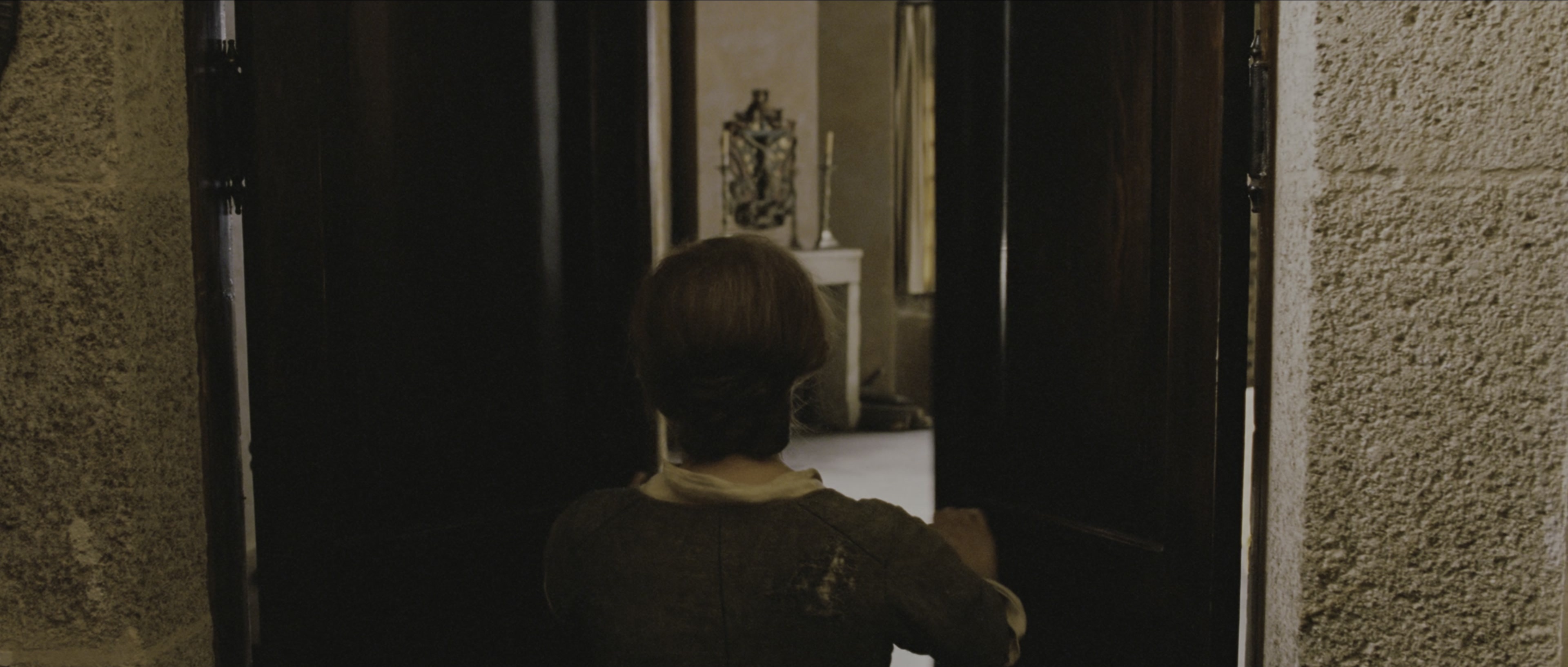 Perfume: The Story of a Murderer (2006), wide, 2.35:1 — film still