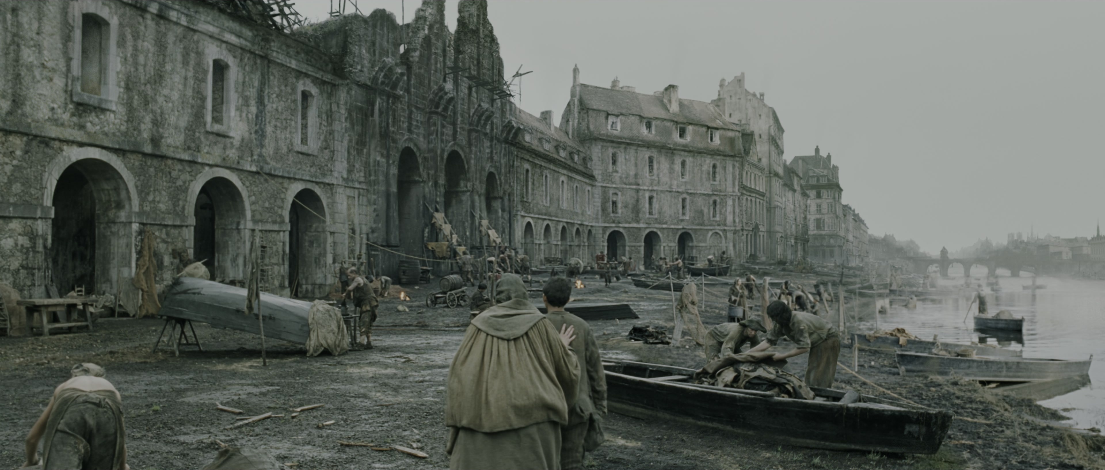 Perfume: The Story of a Murderer (2006), wide, 2.35:1 — film still