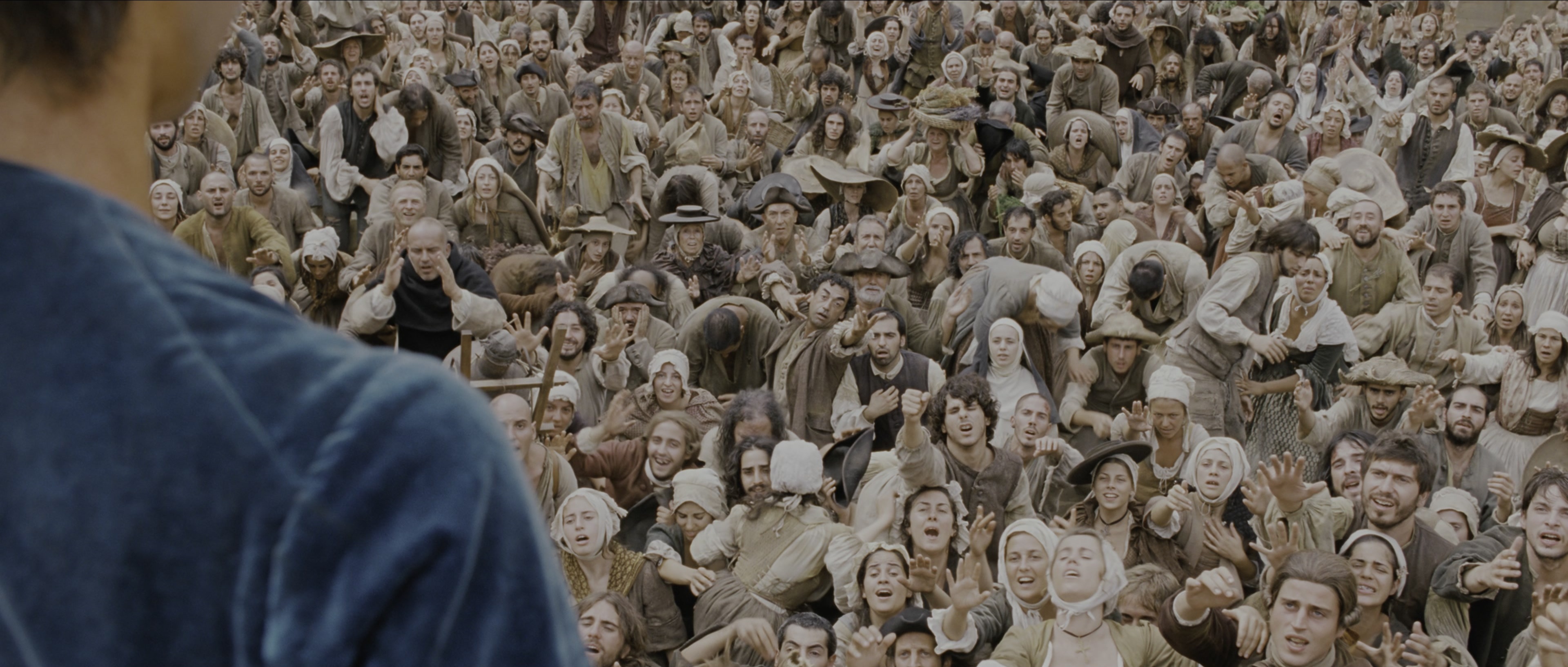 Perfume: The Story of a Murderer (2006), wide, 2.35:1 — film still