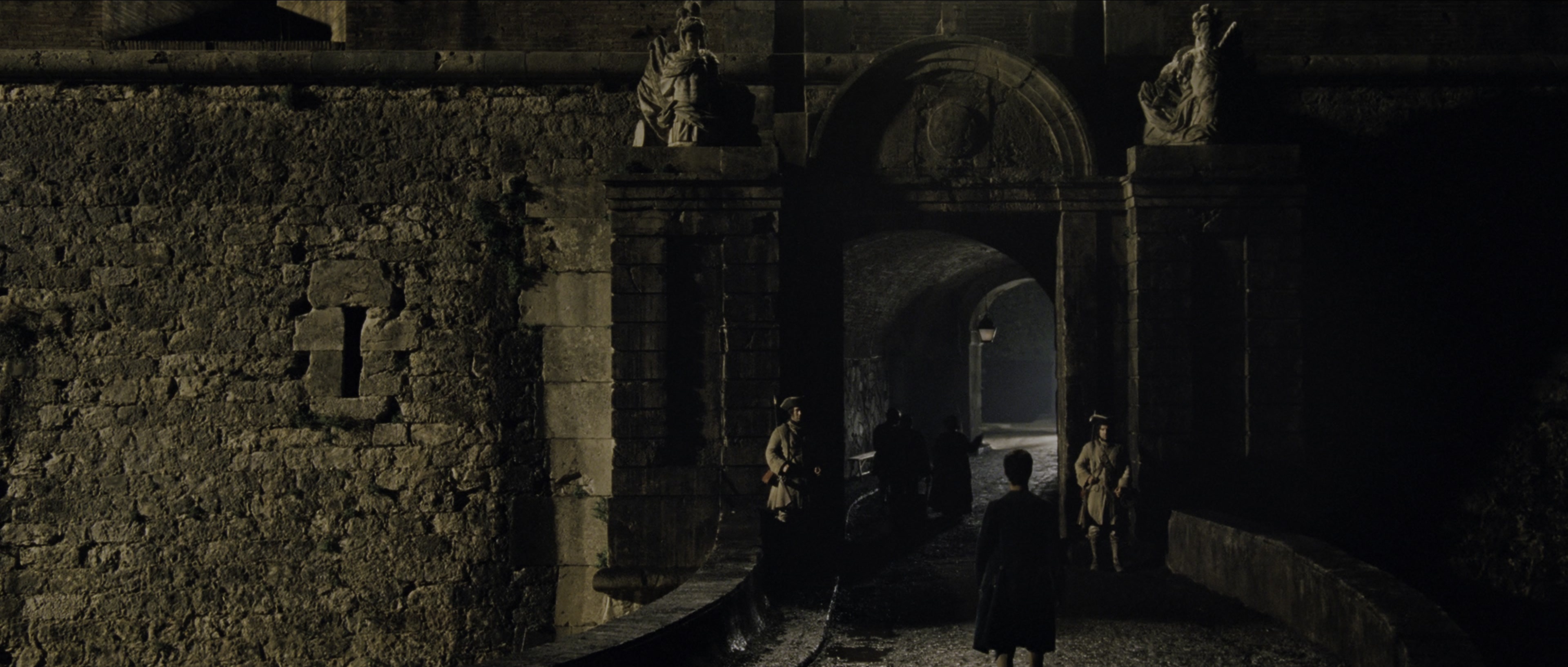 Perfume: The Story of a Murderer (2006), wide, 2.35:1 — film still