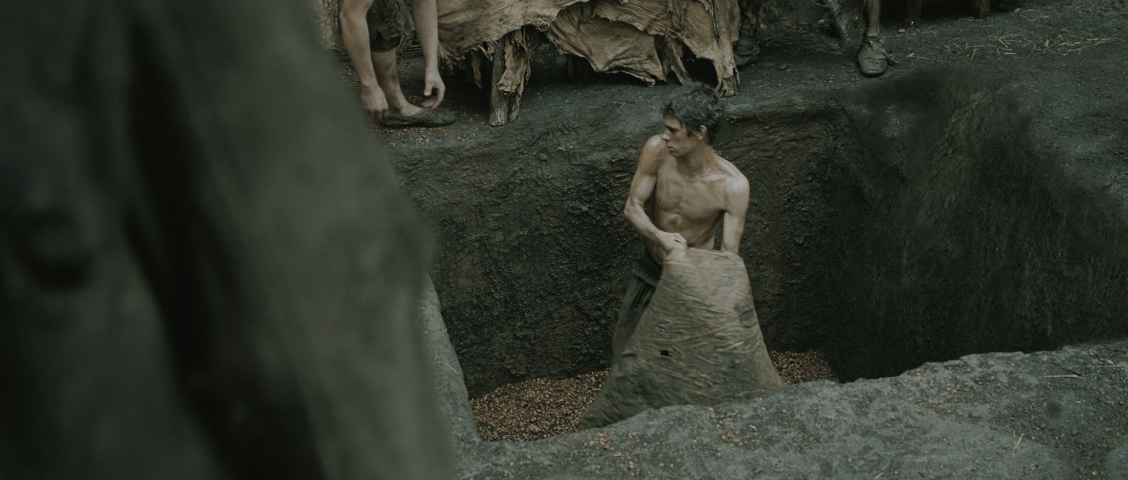 Perfume: The Story of a Murderer (2006), wide, 2.35:1 — film still