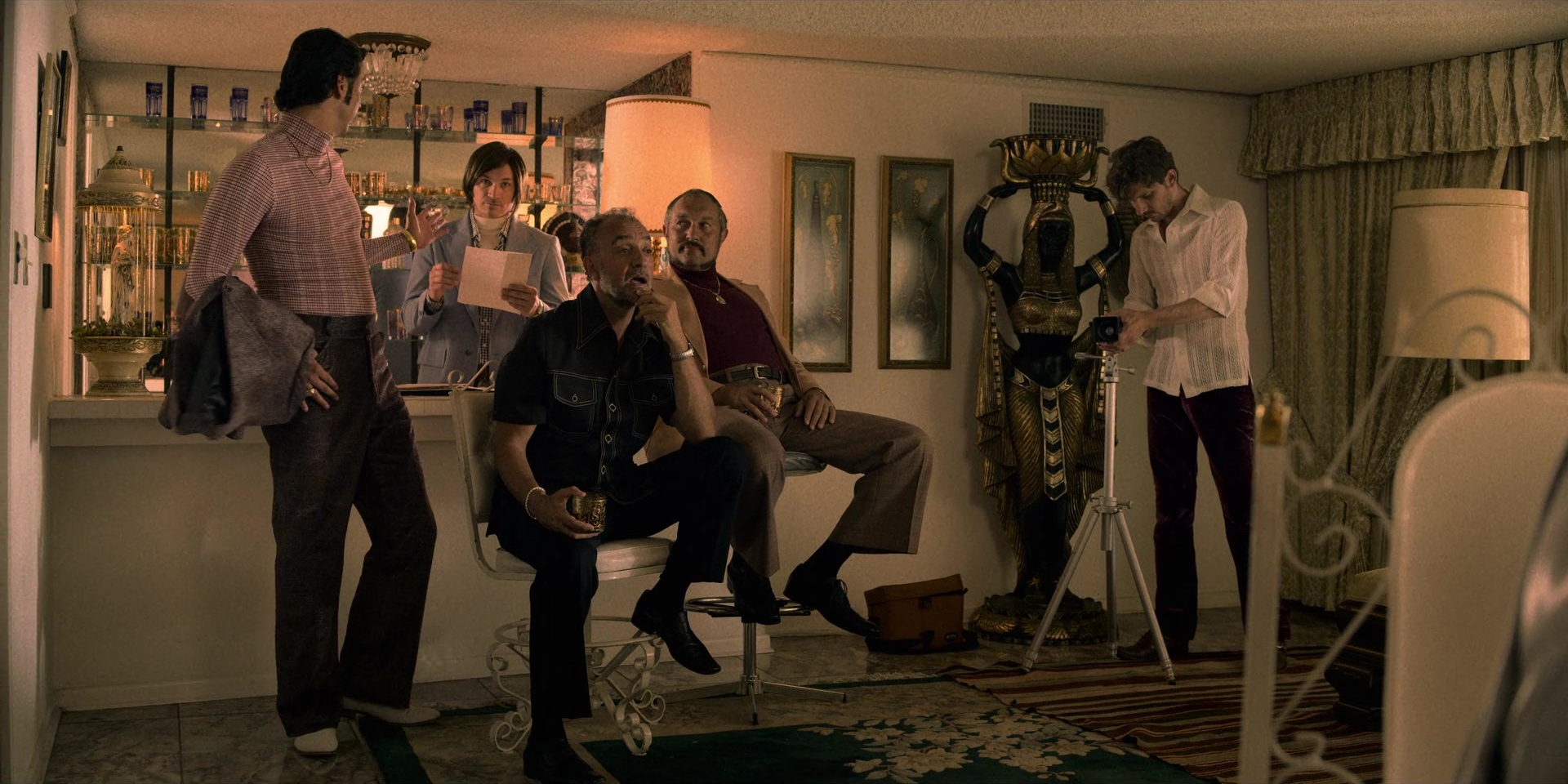 Dolemite Is My Name (2019), wide, 2.00:1 — film still