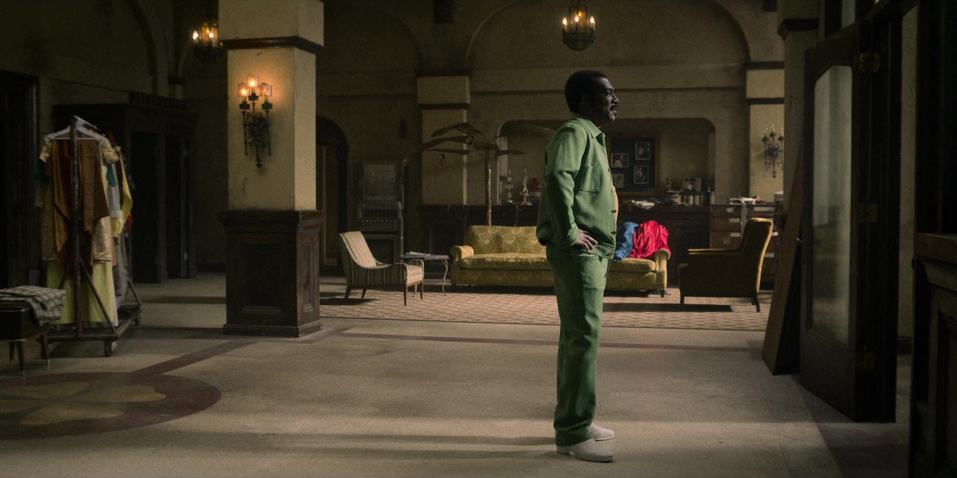 Dolemite Is My Name (2019), wide, 2.00:1 — film still