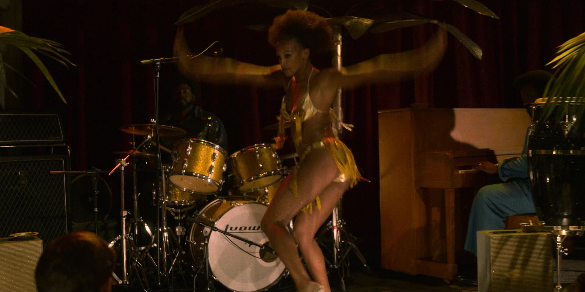 Dolemite Is My Name (2019), wide, 2.00:1 — film still