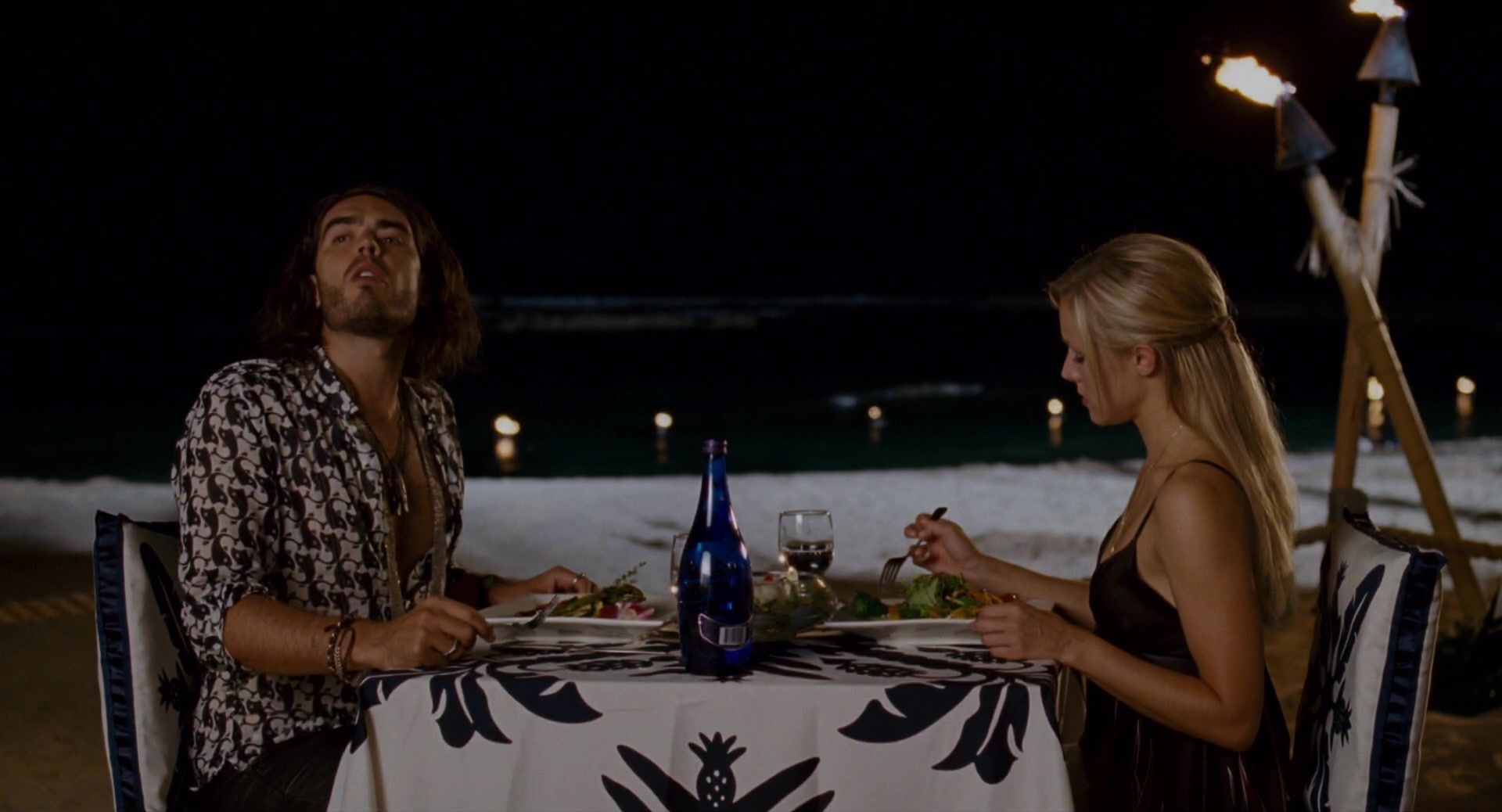 Forgetting Sarah Marshall (2008), wide, 1.85:1 — film still