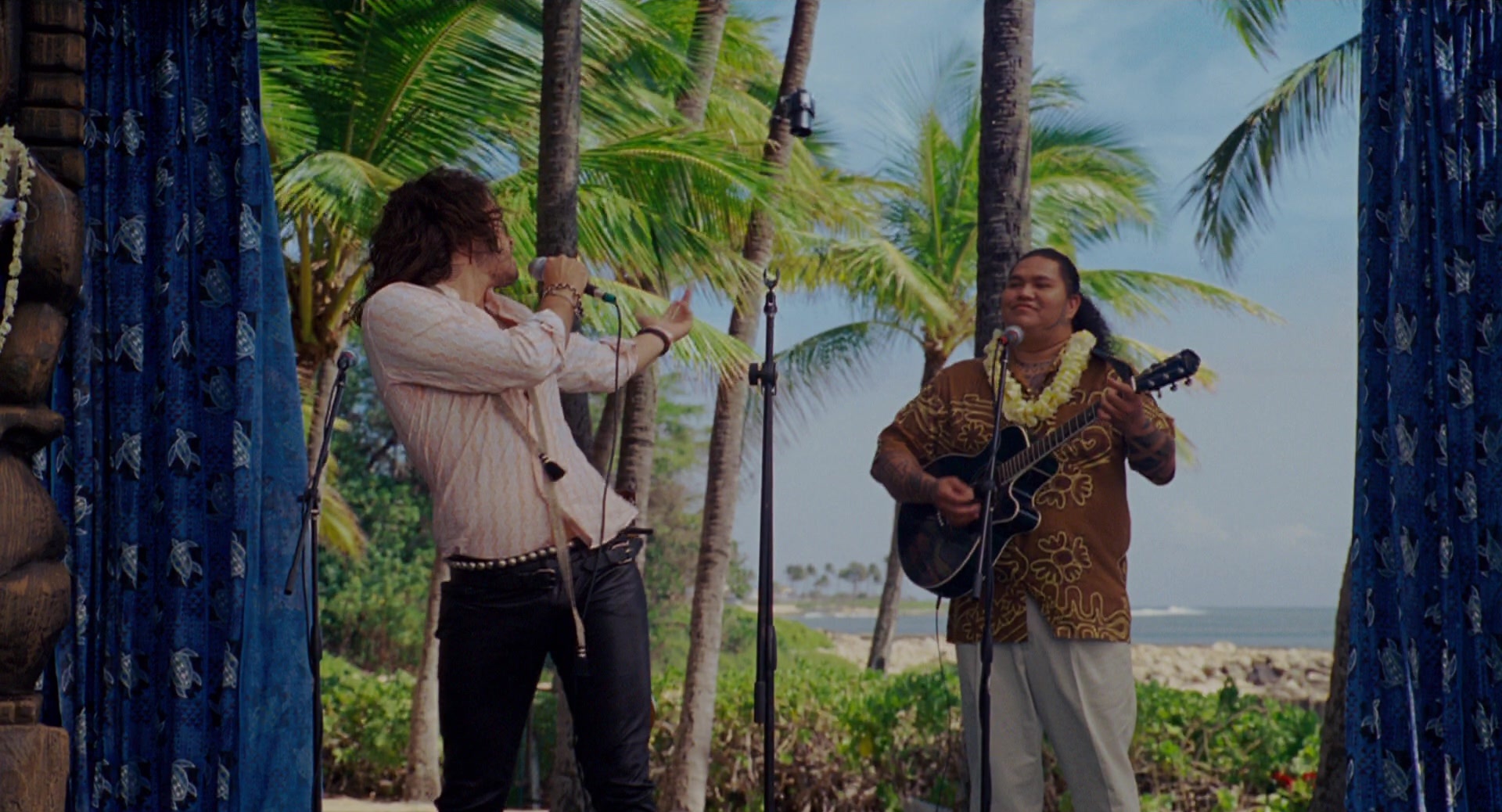 Forgetting Sarah Marshall (2008), wide, 1.85:1 — film still