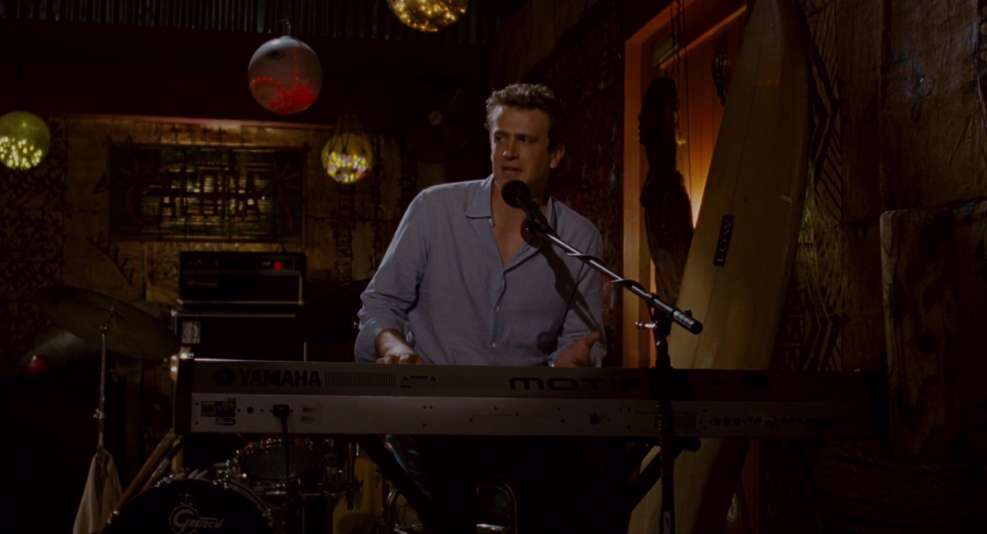 Forgetting Sarah Marshall (2008), wide, 1.85:1 — film still