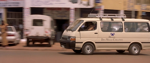 Hotel Rwanda — film still