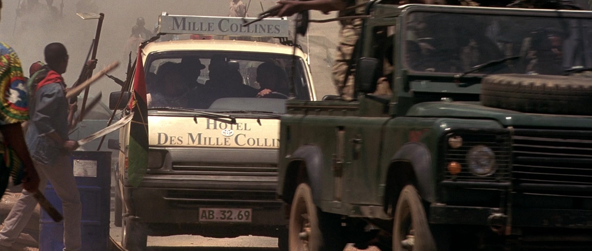 Hotel Rwanda (2004), wide, 2.36:1 — film still