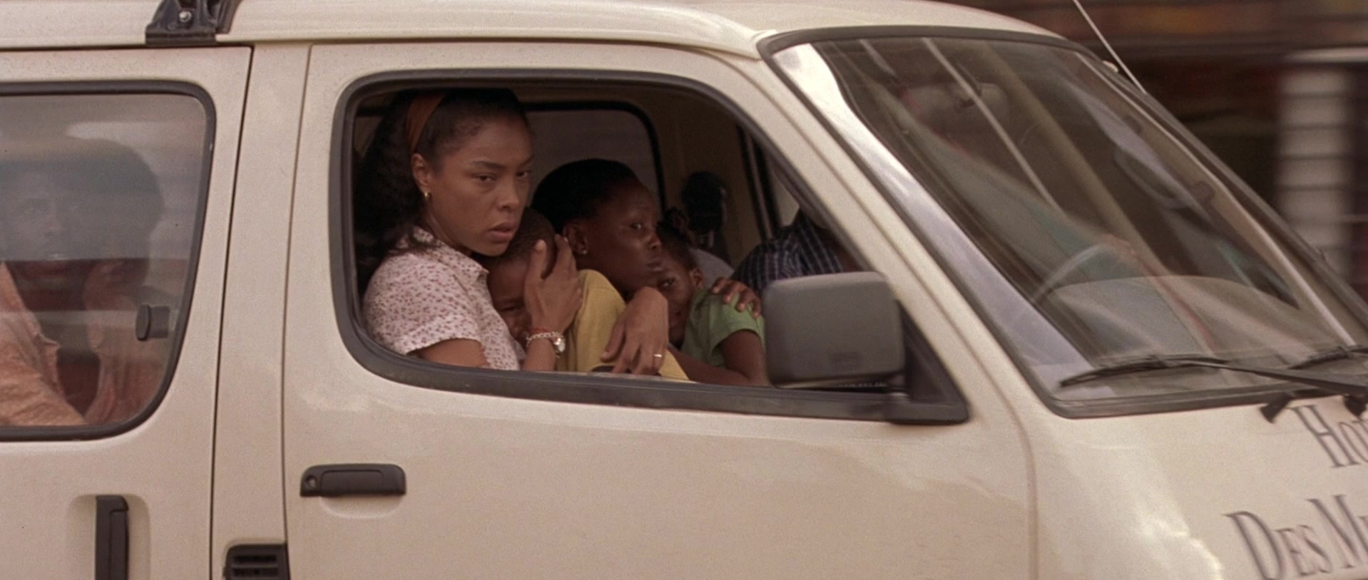 Hotel Rwanda (2004), wide, 2.36:1 — film still