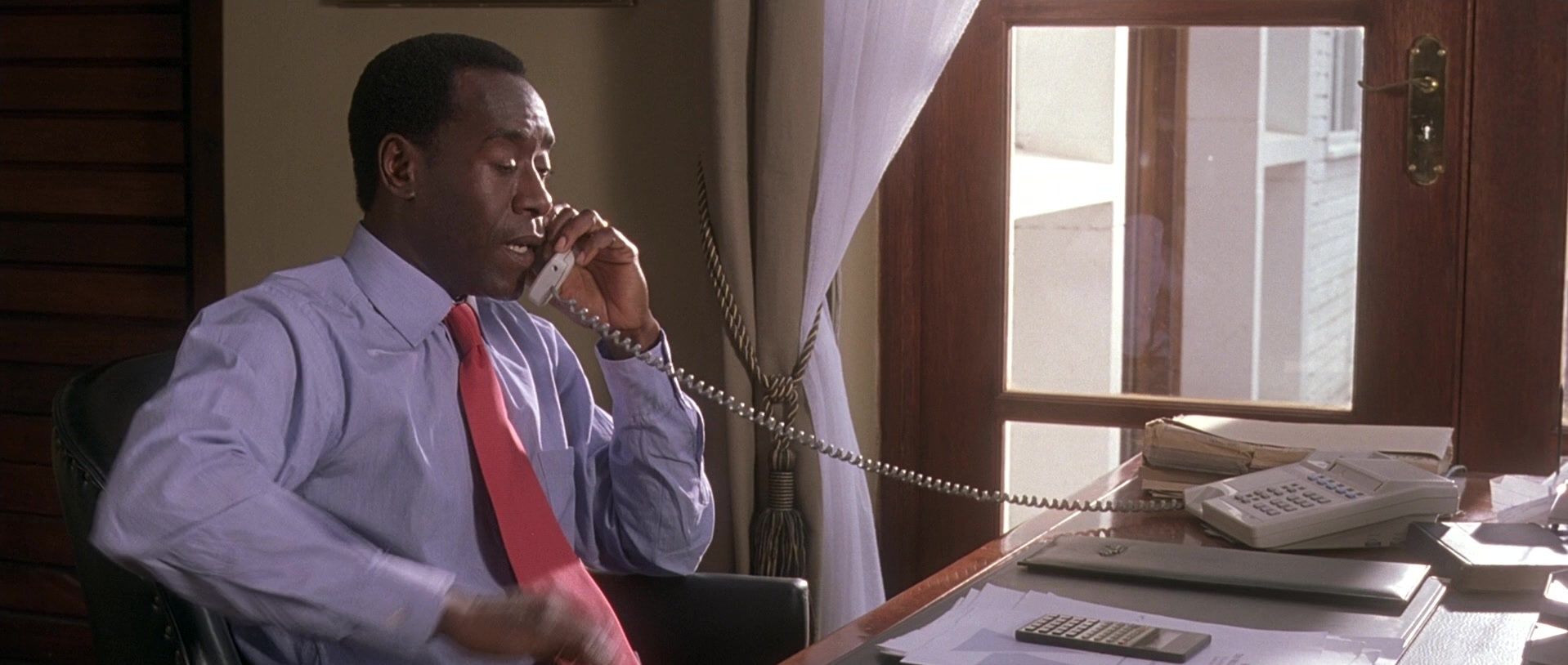 Hotel Rwanda (2004), wide, 2.36:1 — film still