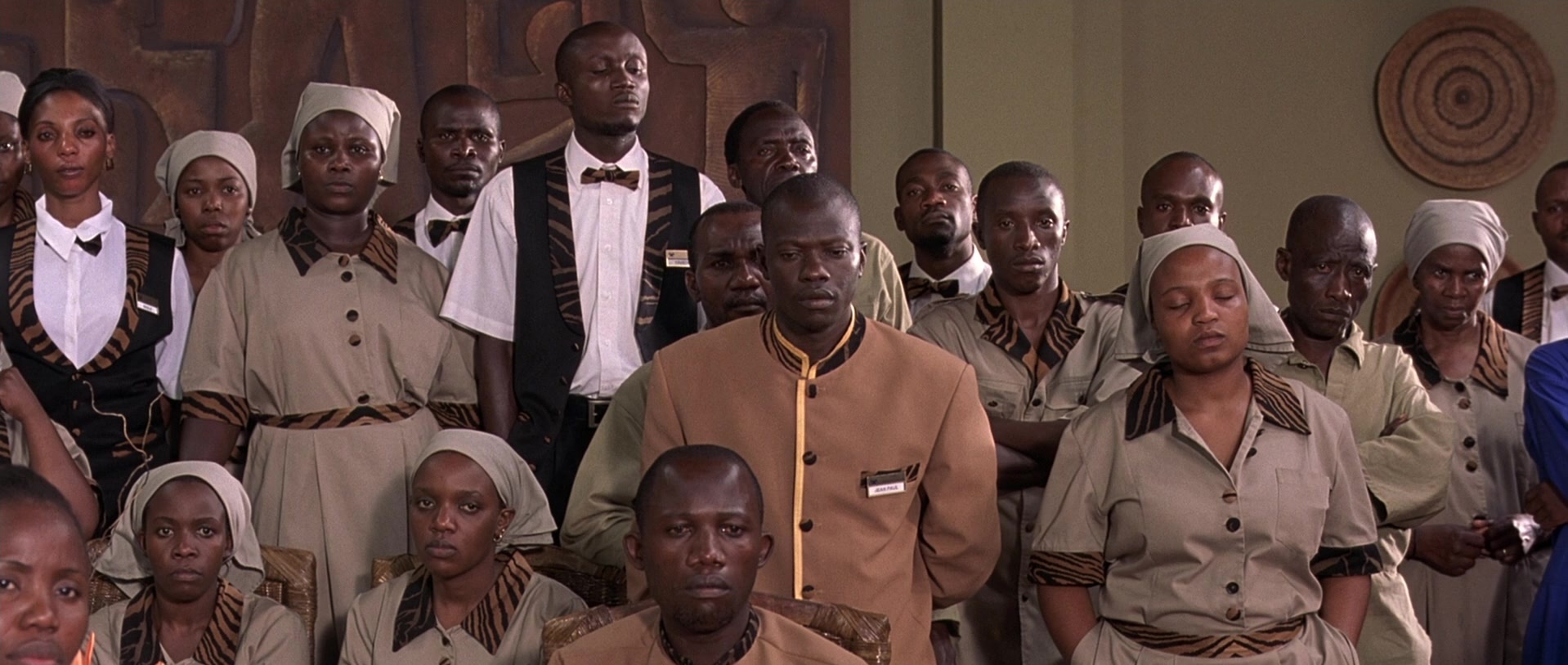 Hotel Rwanda (2004), wide, 2.36:1 — film still
