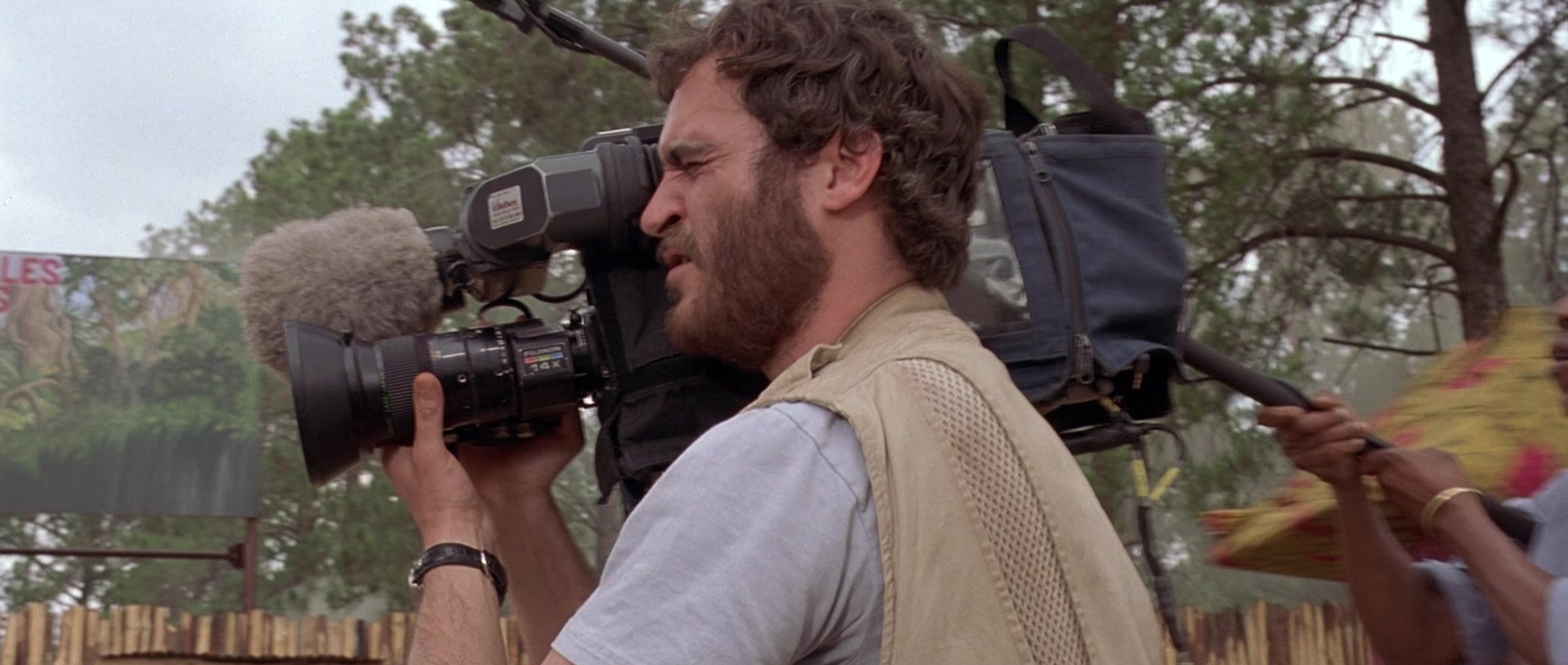 Hotel Rwanda (2004), wide, 2.36:1 — film still