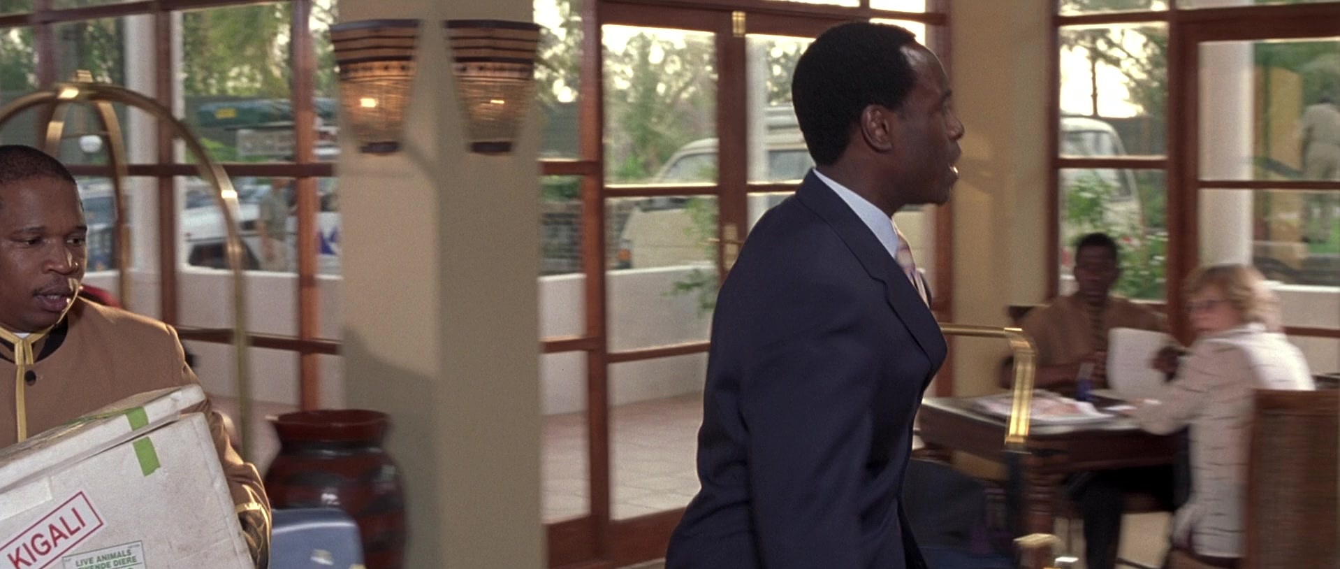 Hotel Rwanda (2004), wide, 2.36:1 — film still