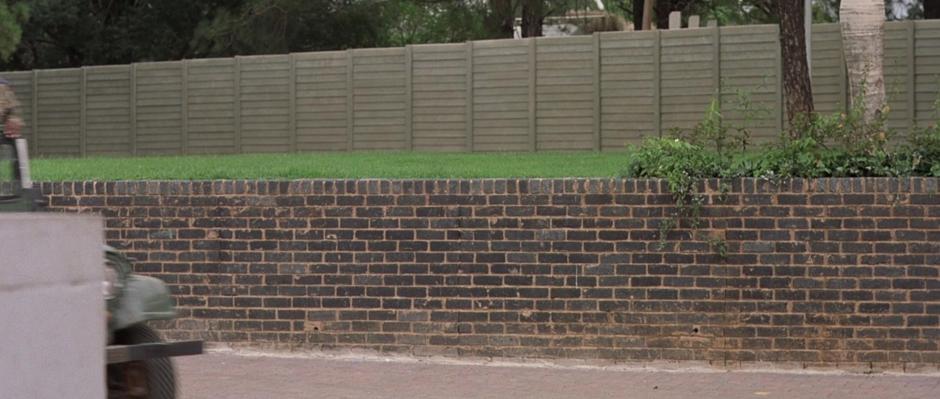 Hotel Rwanda (2004), unknown, 2.36:1 — film still