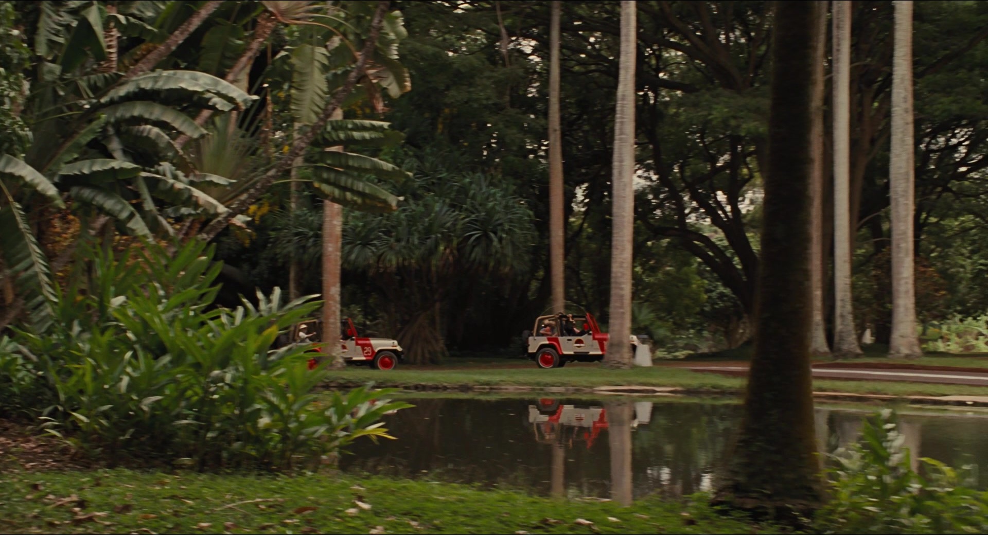 Jurassic Park (1993), wide, 1.85:1 — film still
