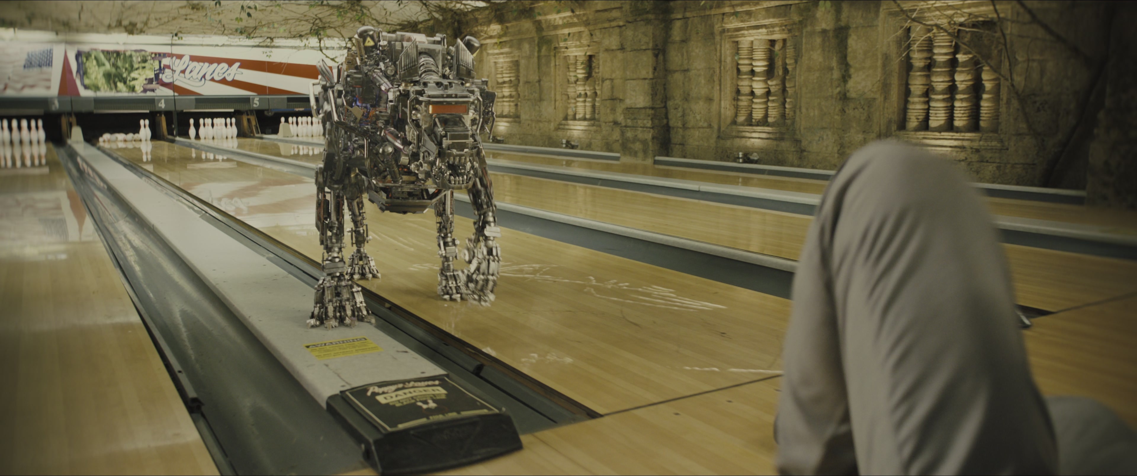 Kingsman: The Golden Circle (2017), wide, 2.39:1 — film still