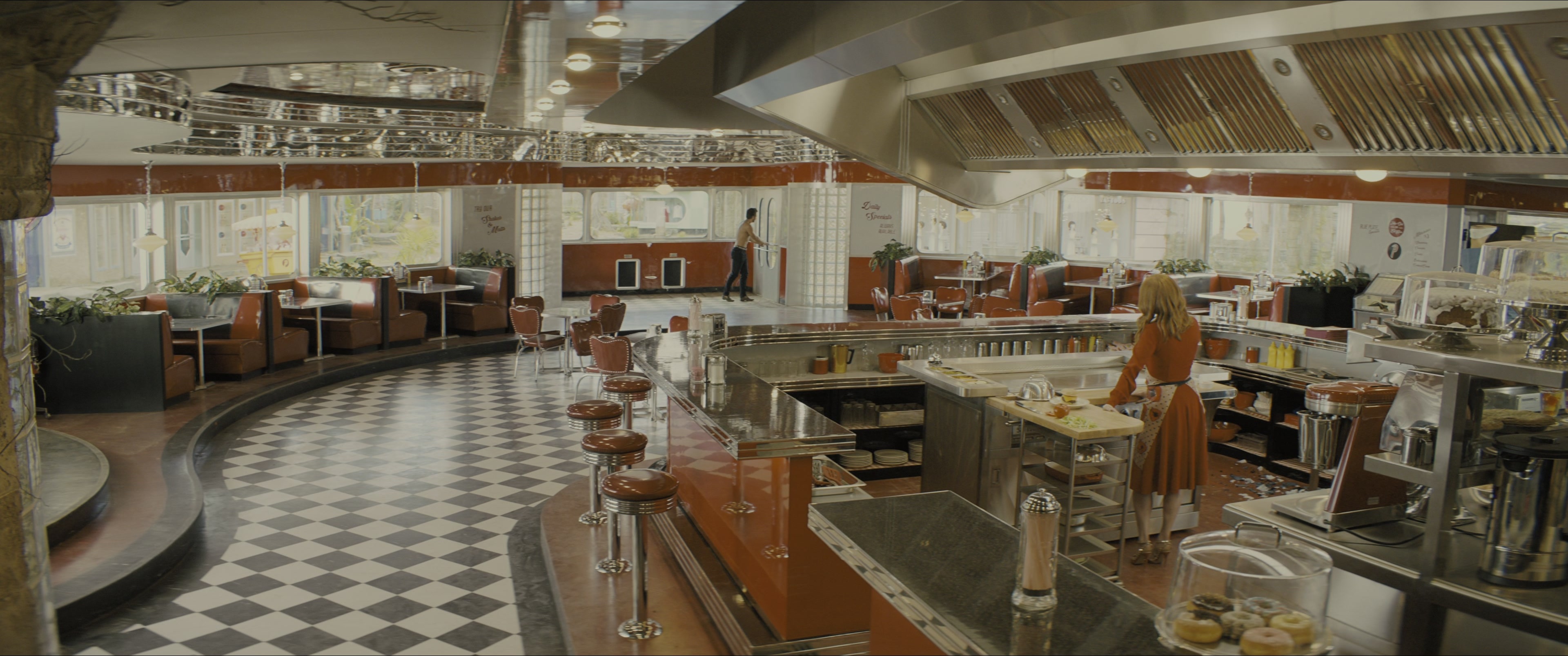 Kingsman: The Golden Circle (2017), wide, 2.39:1 — film still