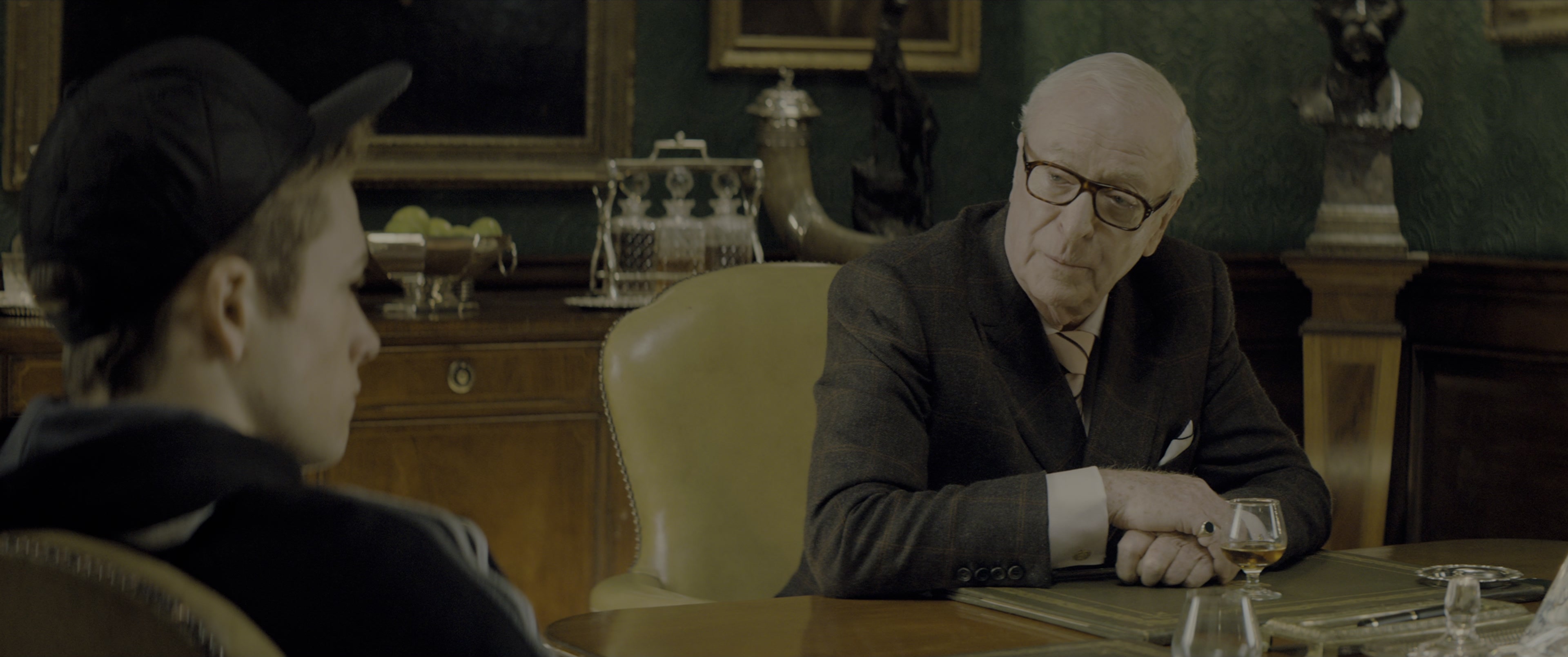 Kingsman: The Secret Service (2015), wide, 2.39:1 — film still