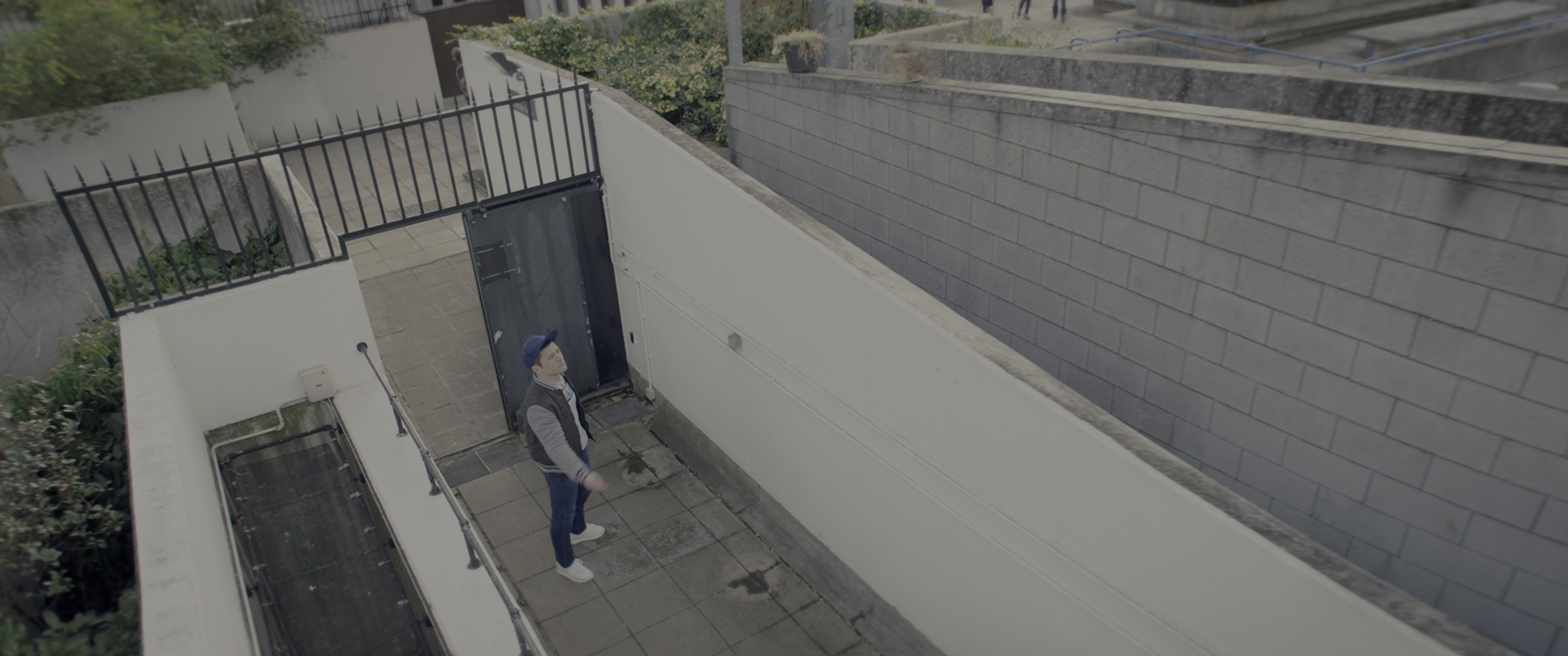 Kingsman: The Secret Service (2015), wide, 2.39:1 — film still
