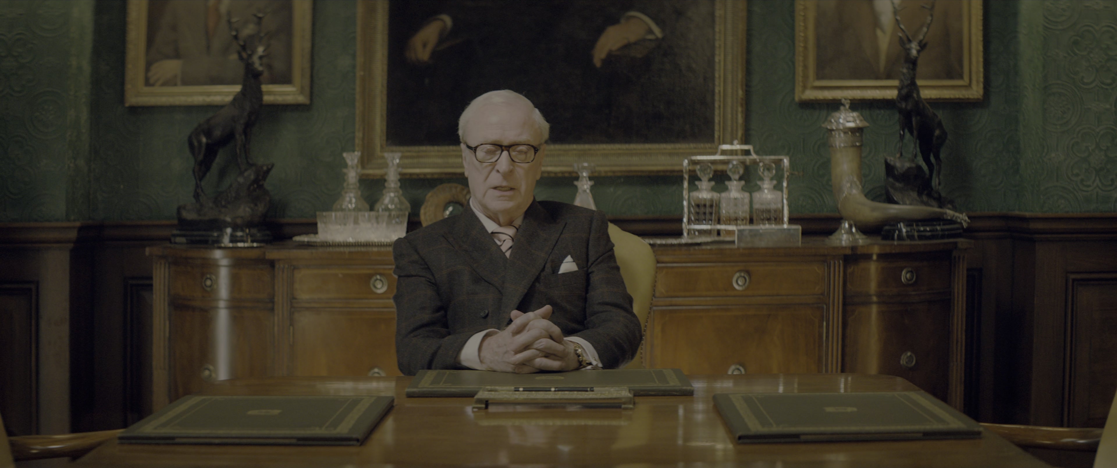Kingsman: The Secret Service (2015), wide, 2.39:1 — film still