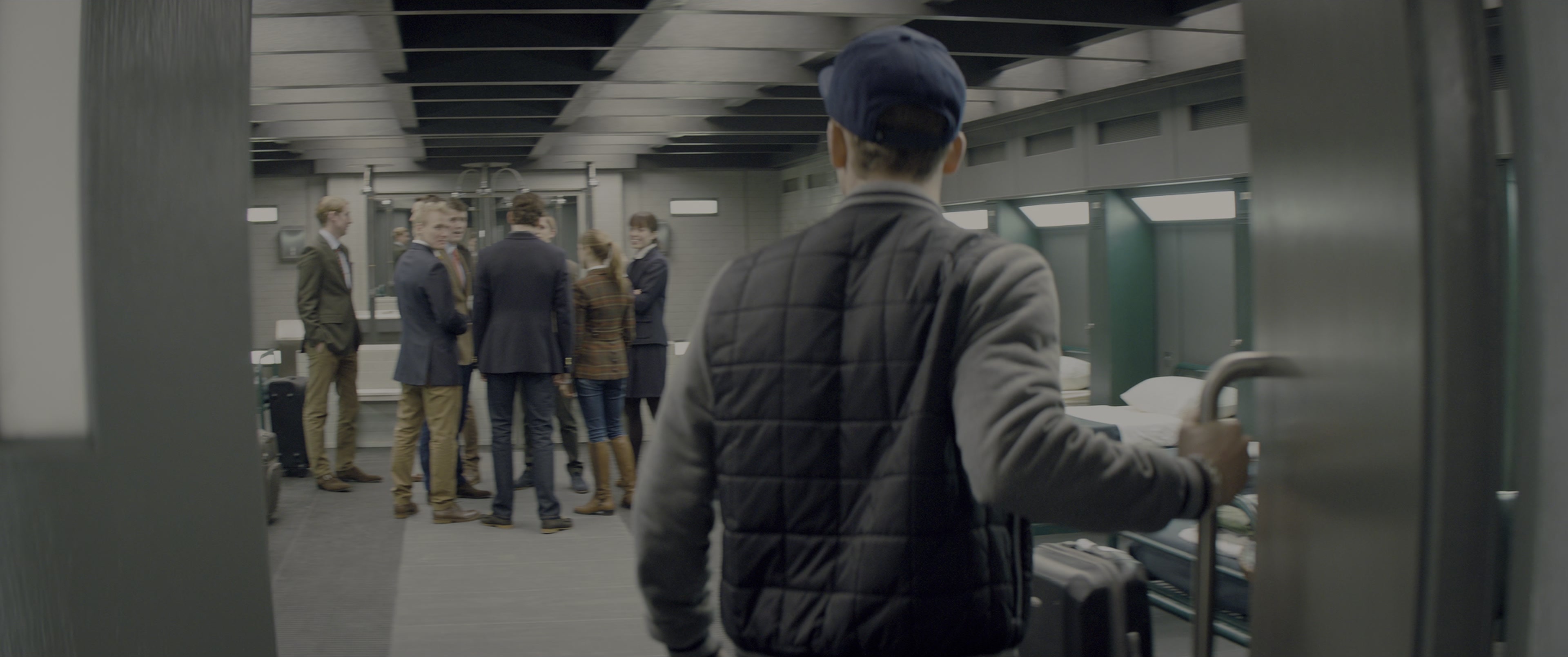 Kingsman: The Secret Service (2015), wide, 2.39:1 — film still