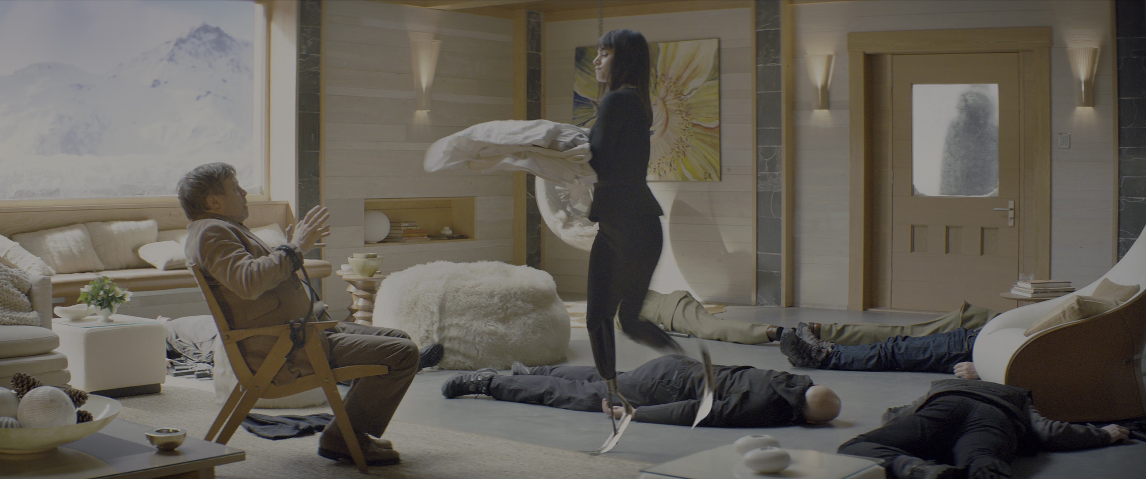 Kingsman: The Secret Service (2015), wide, 2.39:1 — film still