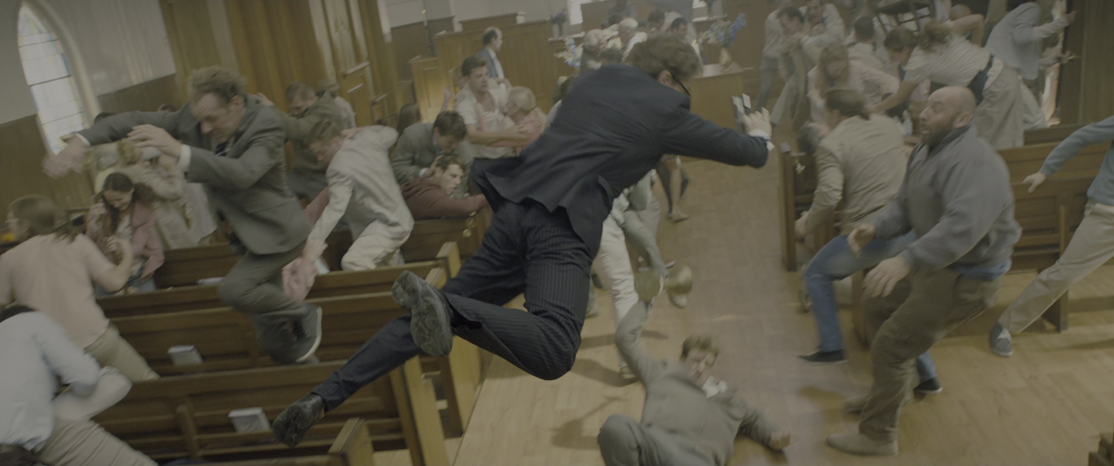 Kingsman: The Secret Service (2015), wide, 2.39:1 — film still