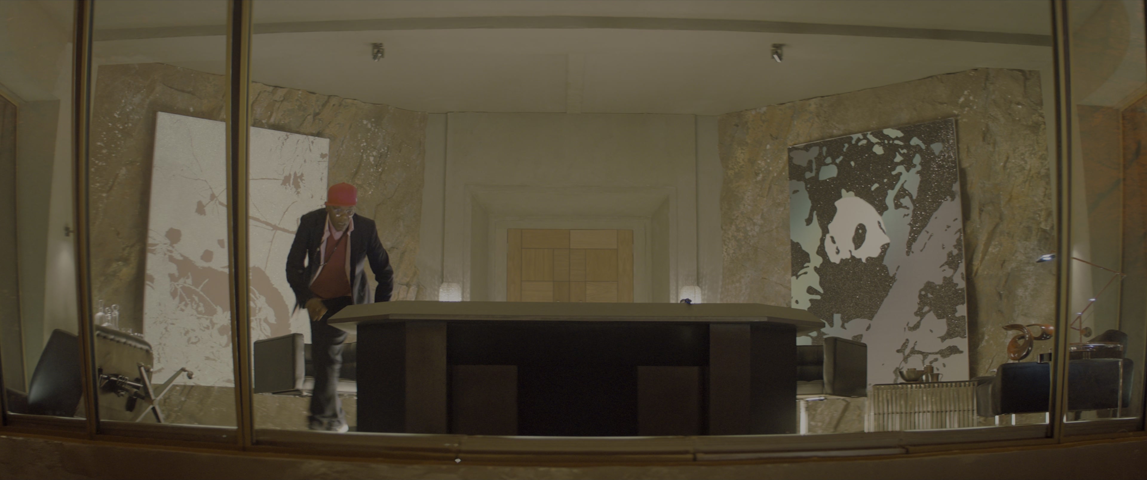 Kingsman: The Secret Service (2015), wide, 2.39:1 — film still