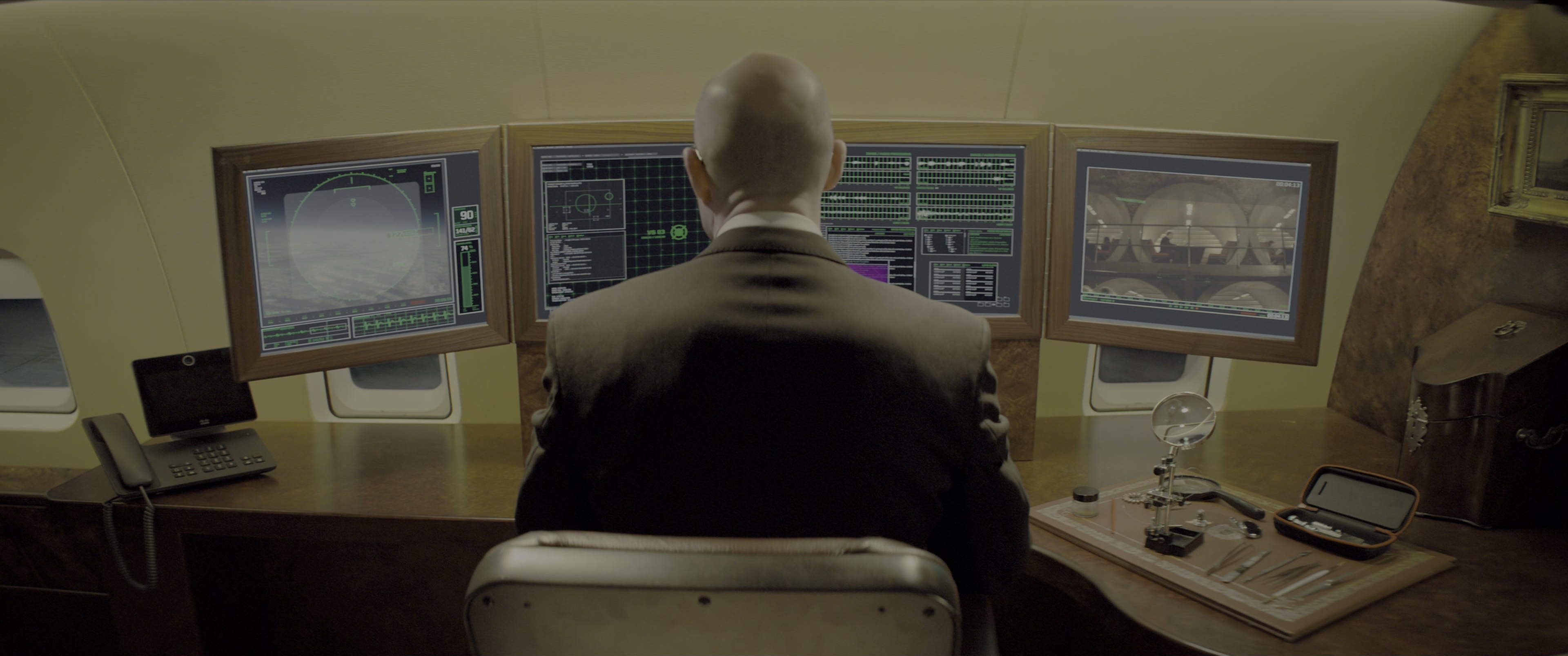 Kingsman: The Secret Service (2015), wide, 2.39:1 — film still