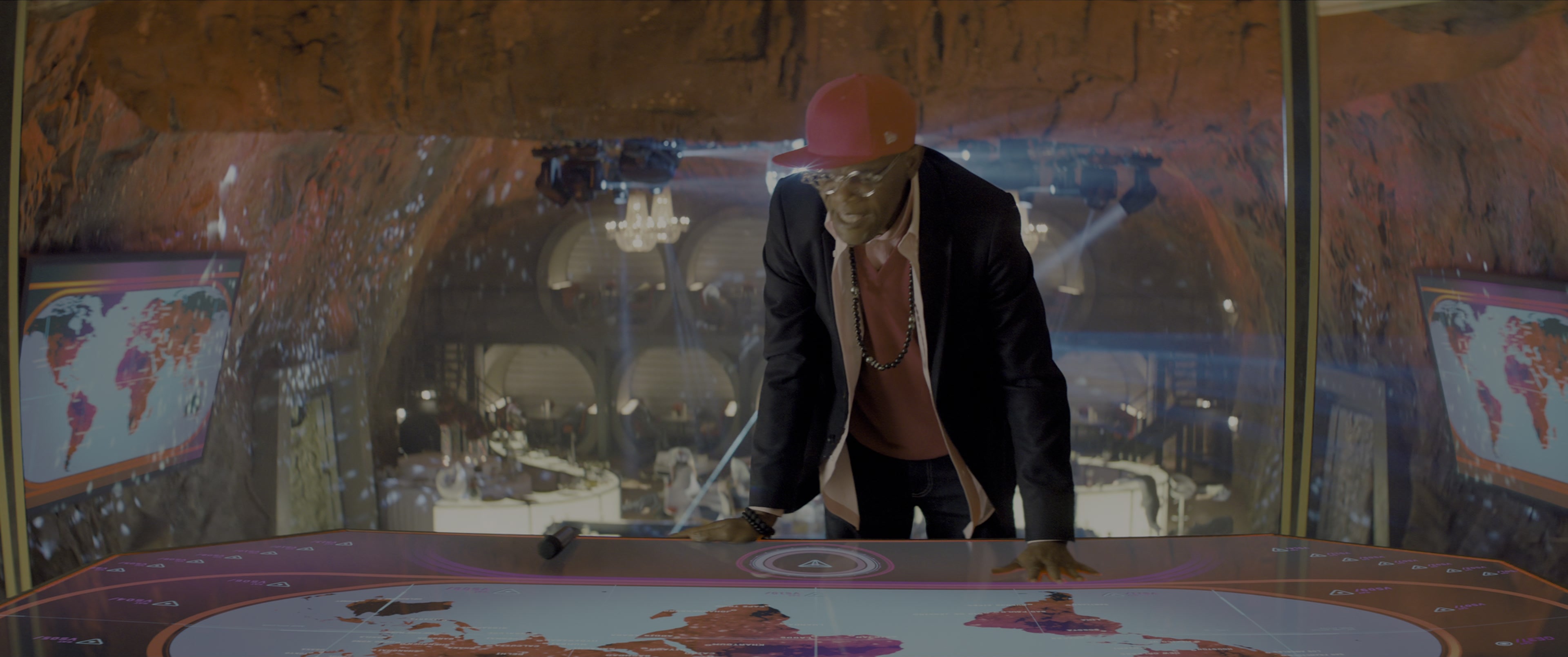Kingsman: The Secret Service (2015), wide, 2.39:1 — film still